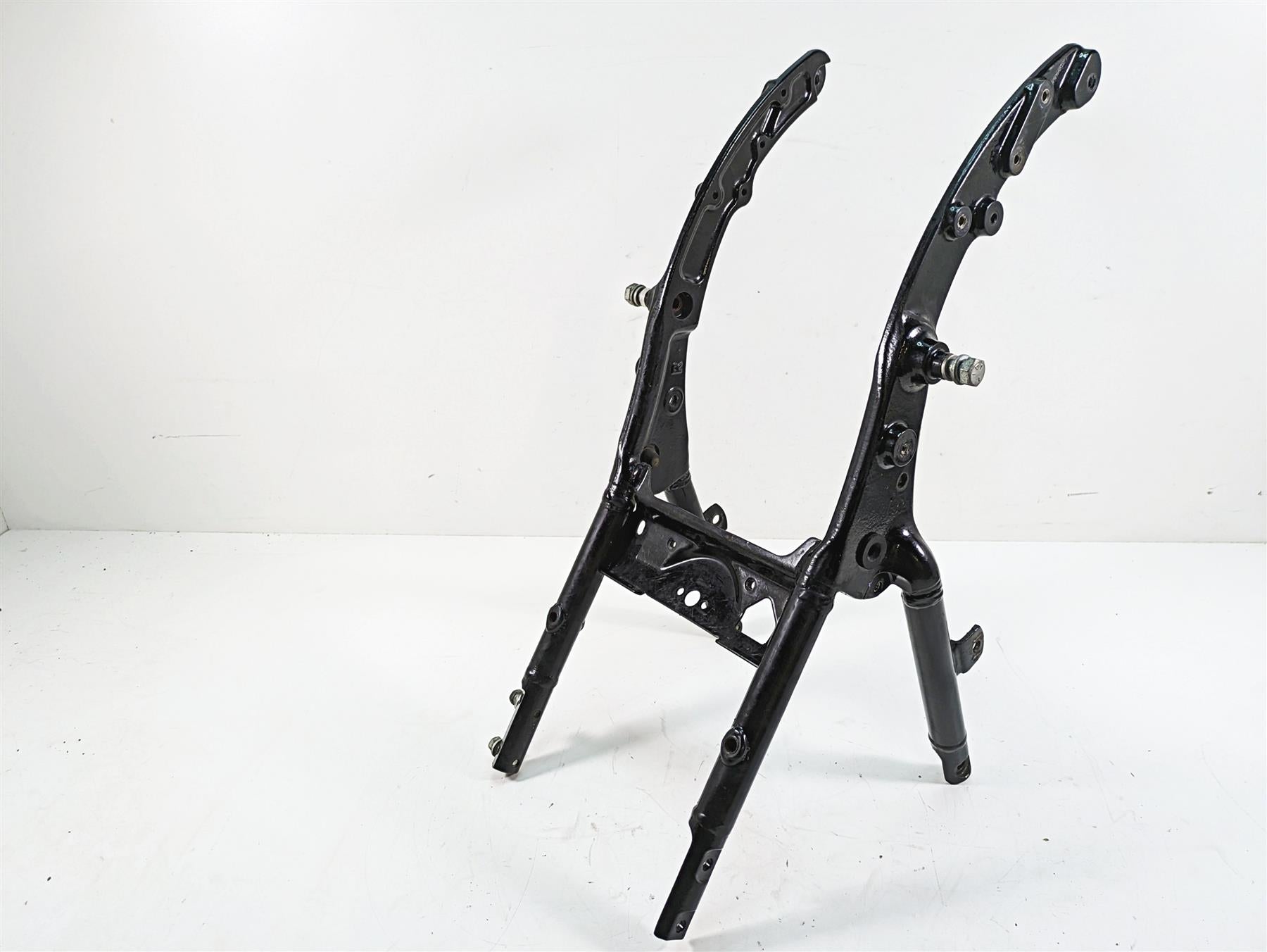 2018 Harley Touring FLHXSE CVO Street Glide Rear Subframe Sub Frame 48079-09BHP | Mototech271