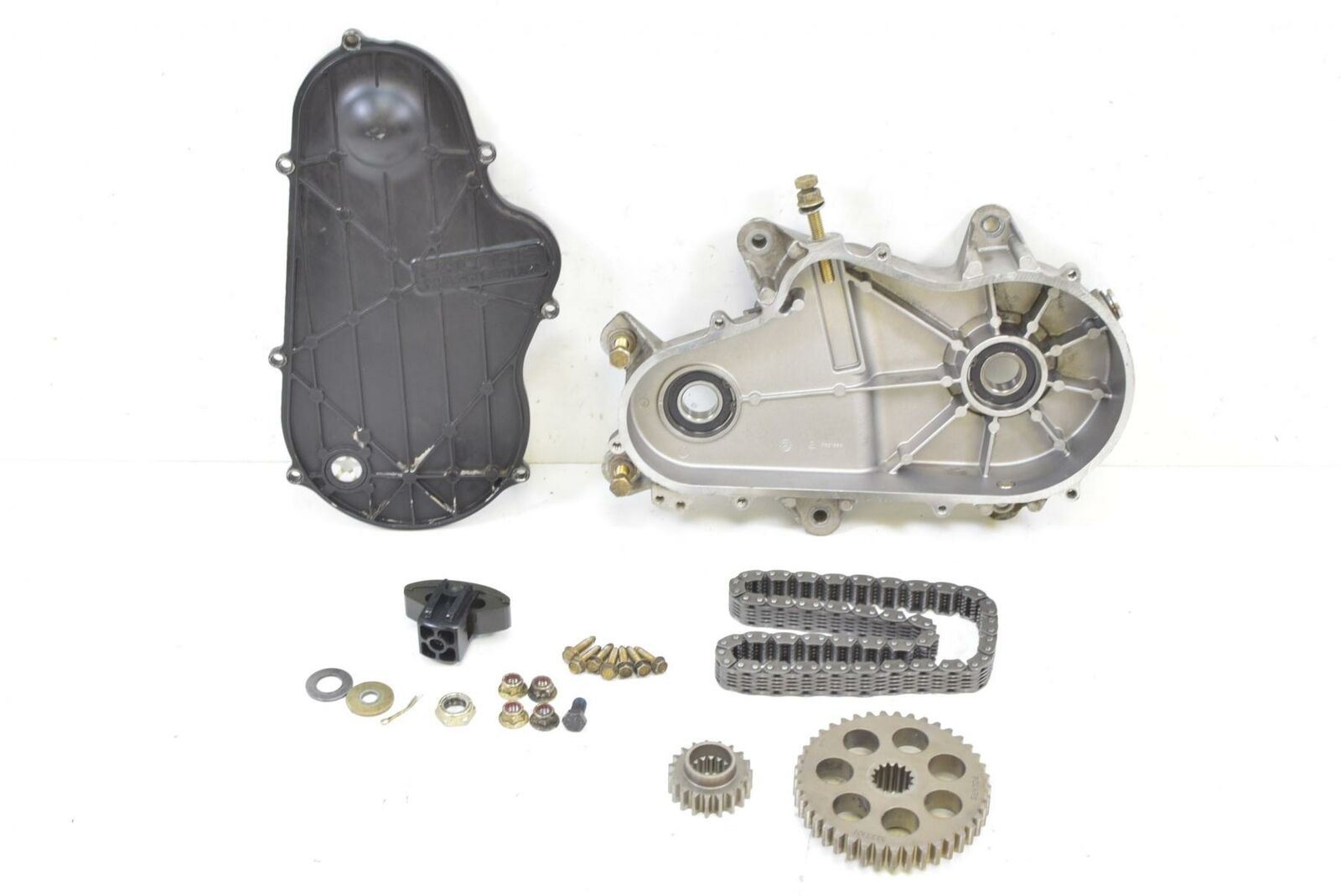 2009 Polaris RMK 600 S09PM6KS Secondary Drive Chain Case & Gears  5136088 133259