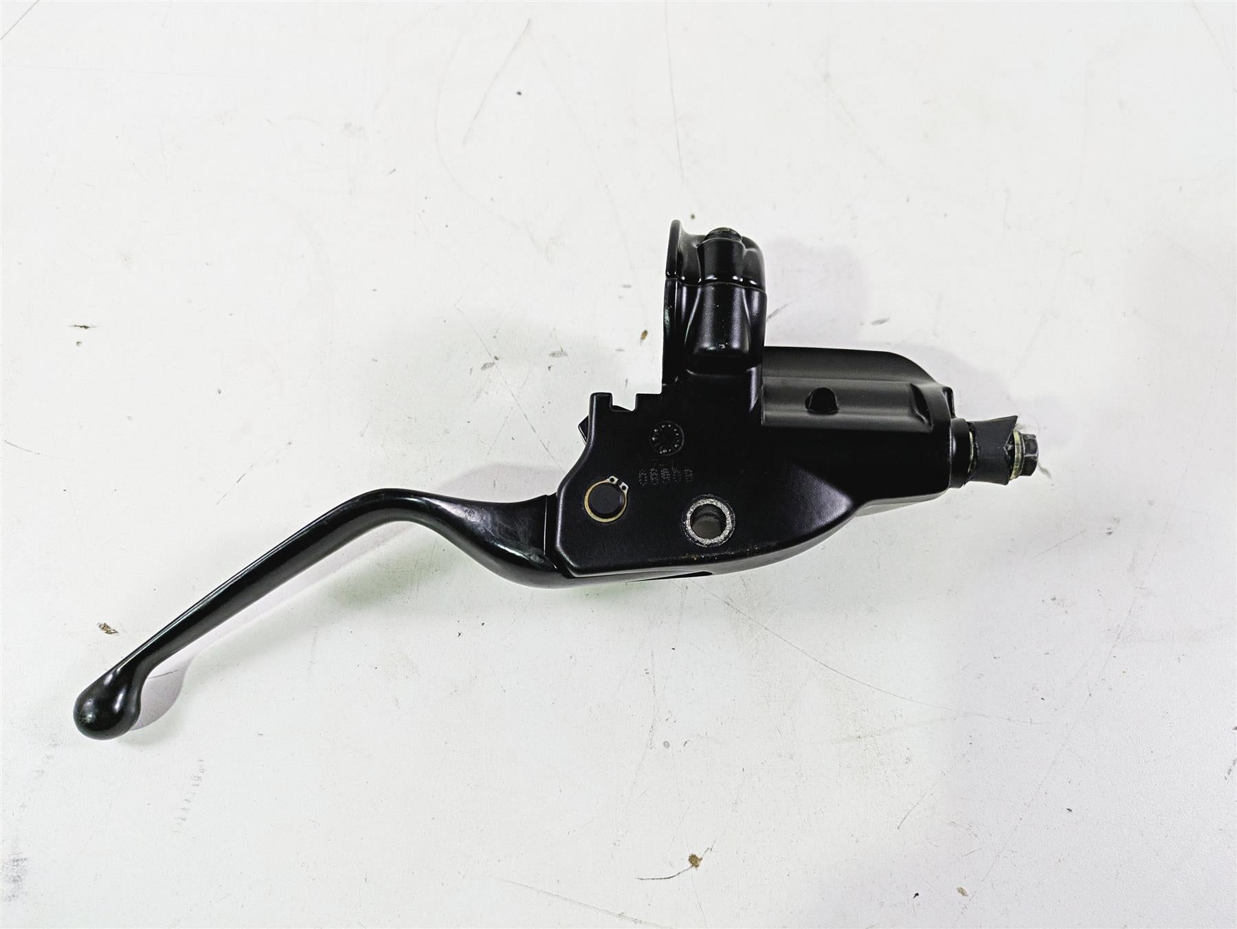 2010 Harley VRSCF Muscle Rod Clutch Master Cylinder Black Lever 11/16 38744-09B {{ shop.shopifyCountryName }} - Mototech271