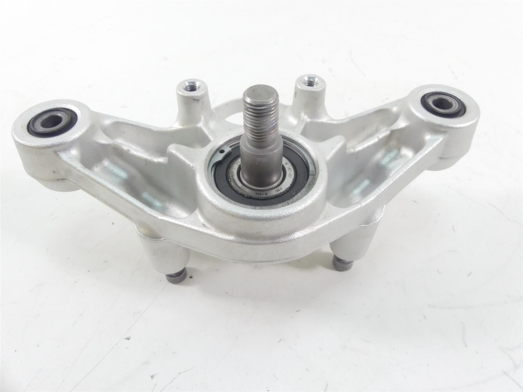 2017 BMW R1200GS GSW K50 Upper Triple Tree Steering Clamp 8555851 31428555849 {{ shop.shopifyCountryName }} - Mototech271