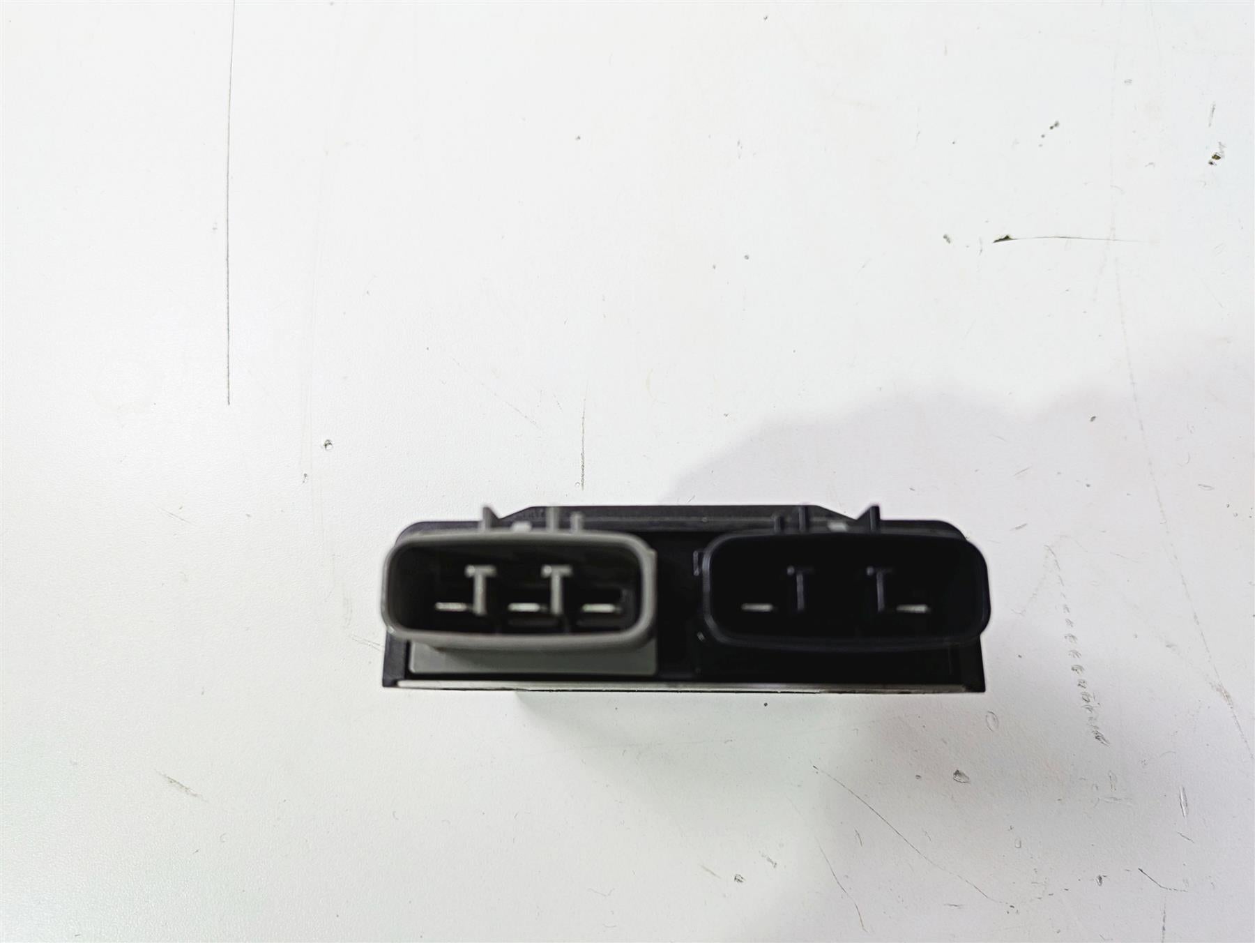 2018 BMW R1200GS GSW K50 Rectifier Voltage Regulator FH020AB 12318523367 {{ shop.shopifyCountryName }} - Mototech271