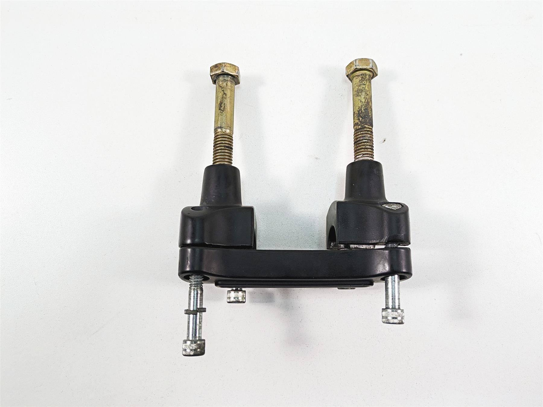 1986 Harley Sportster XLH 883 Handlebar Handle Bar Riser Clamp Set 56115-79A {{ shop.shopifyCountryName }} - Mototech271