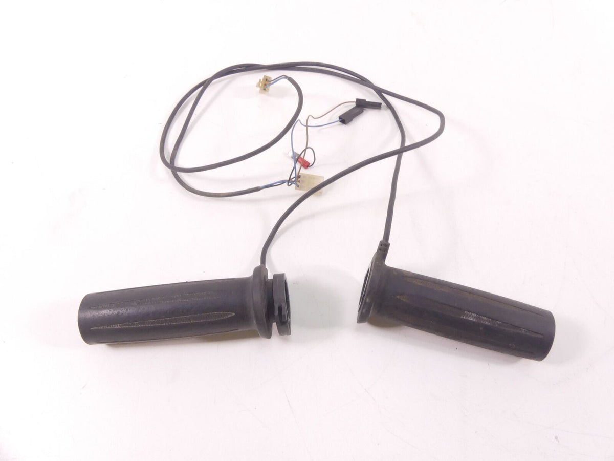 2009 Victory Vision Tour Left Right Heated Handlebar Grip Set 5413494 5413493 {{ shop.shopifyCountryName }} - Mototech271