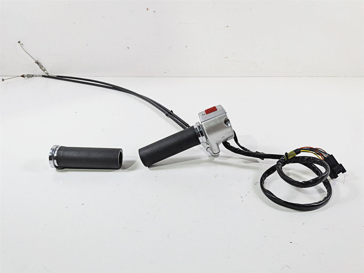 2005 Suzuki VZ800 M50 Boulevard Right Hand Control Switch -Read 37200-39G50 {{ shop.shopifyCountryName }} - Mototech271