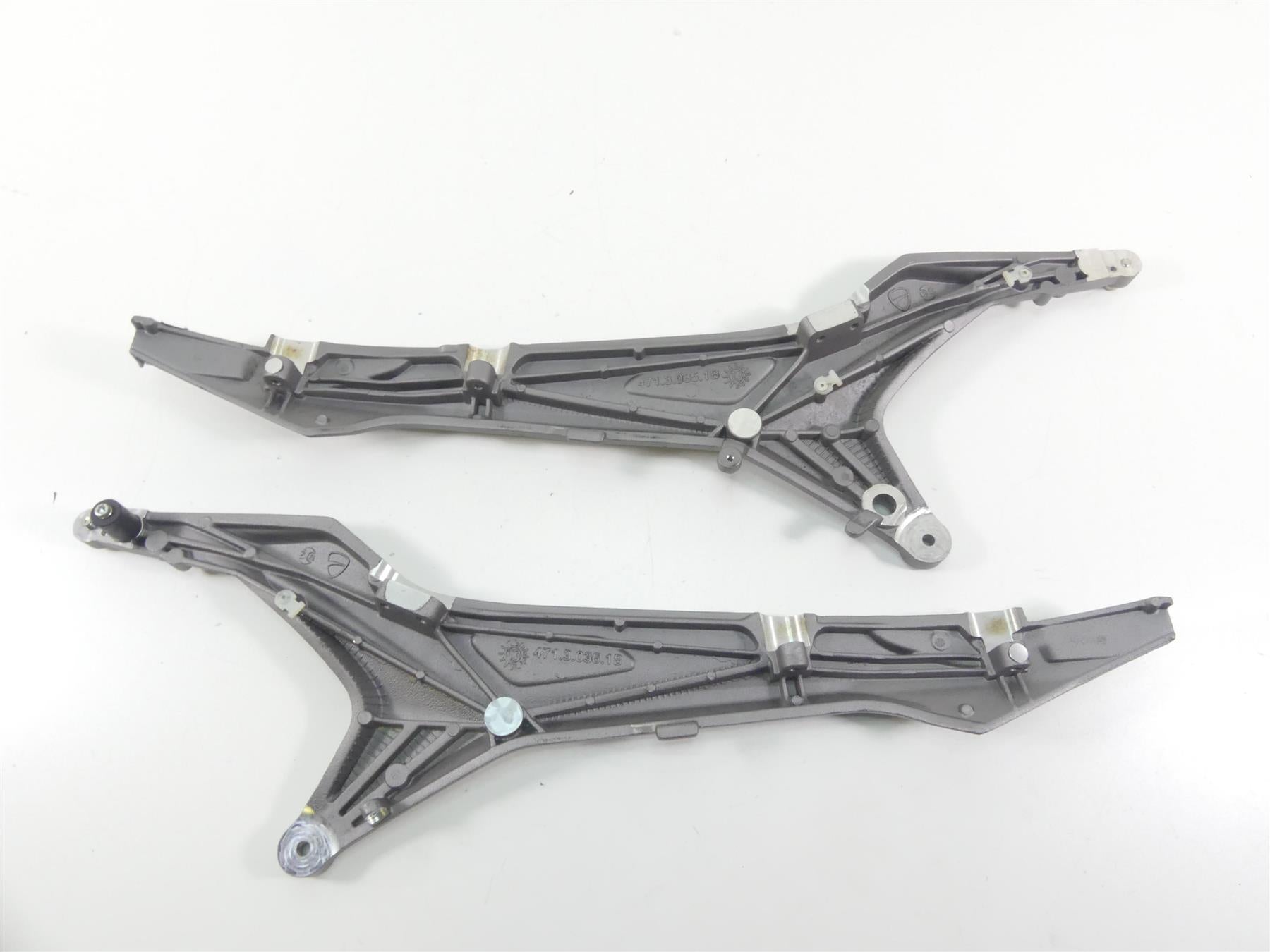 2014 Ducati Hypermotard 821 SP Rear Subframe Sub Frame Set 47110361BA 47110351BA {{ shop.shopifyCountryName }} - Mototech271