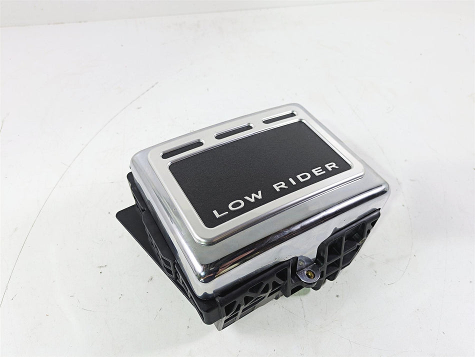 2015 Harley FXDL Dyna Low Rider Battery Tray & Cover 70379-06B {{ shop.shopifyCountryName }} - Mototech271