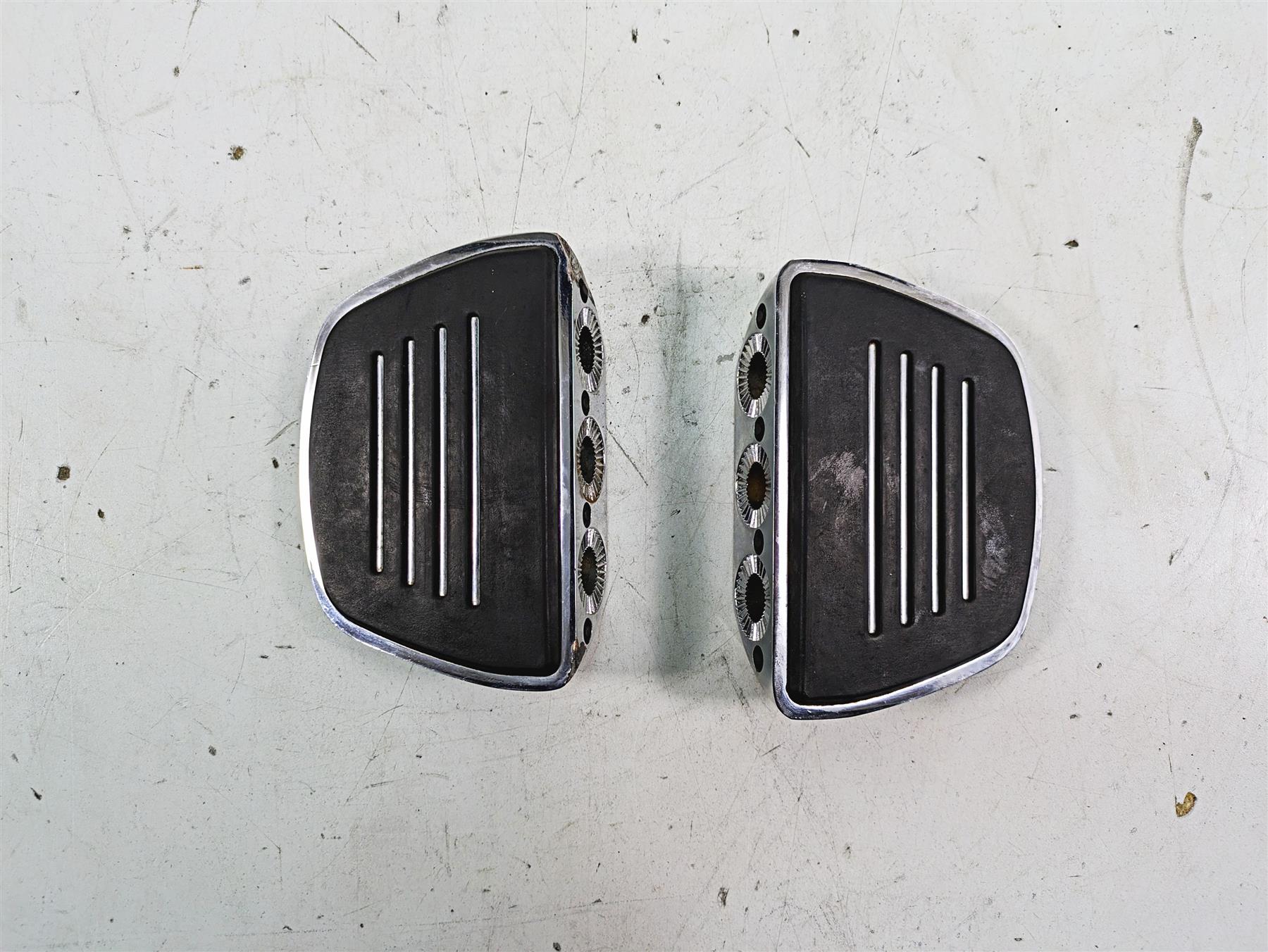 2009 Harley Touring FLHTCU Electra Glide Kuryakyn Mini Rear Floorboards Set 4392 {{ shop.shopifyCountryName }} - Mototech271