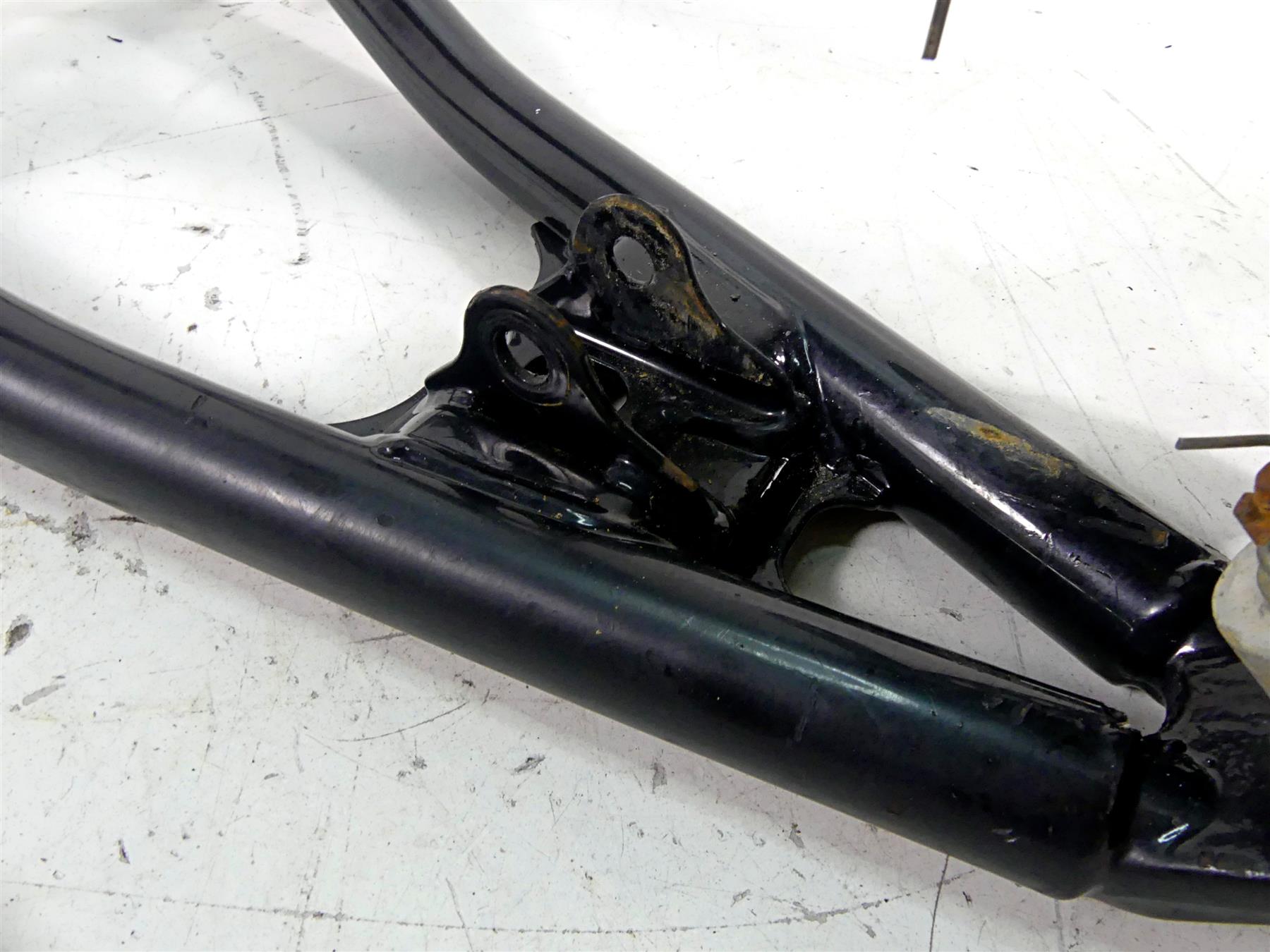 2017 Yamaha YFM Raptor 700R SE Front Left Knee Assembly 1S3-23501-01-00 {{ shop.shopifyCountryName }} - Mototech271