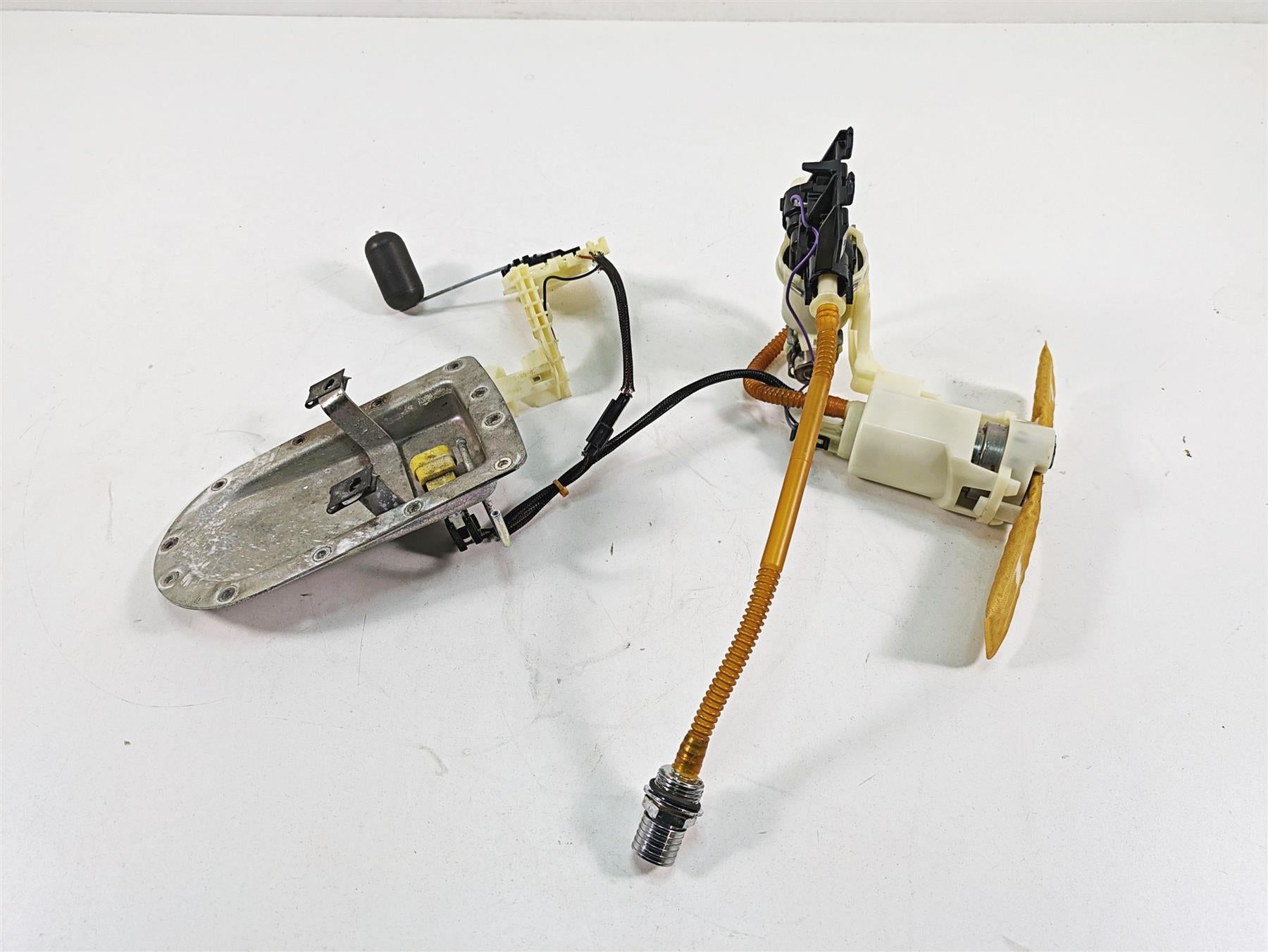 2009 Harley FXDF Dyna Fat Bob Fuel Petrol Gas Pump Level Sender Tested 75218-04D {{ shop.shopifyCountryName }} - Mototech271