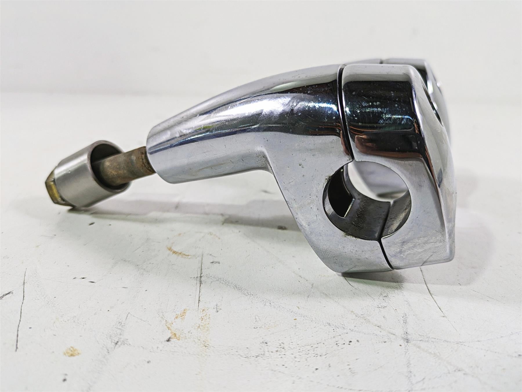 2012 Harley FLD Dyna Switchback Handlebar Chrome Riser & Extensions 55900004 55900005 {{ shop.shopifyCountryName }} - Mototech271