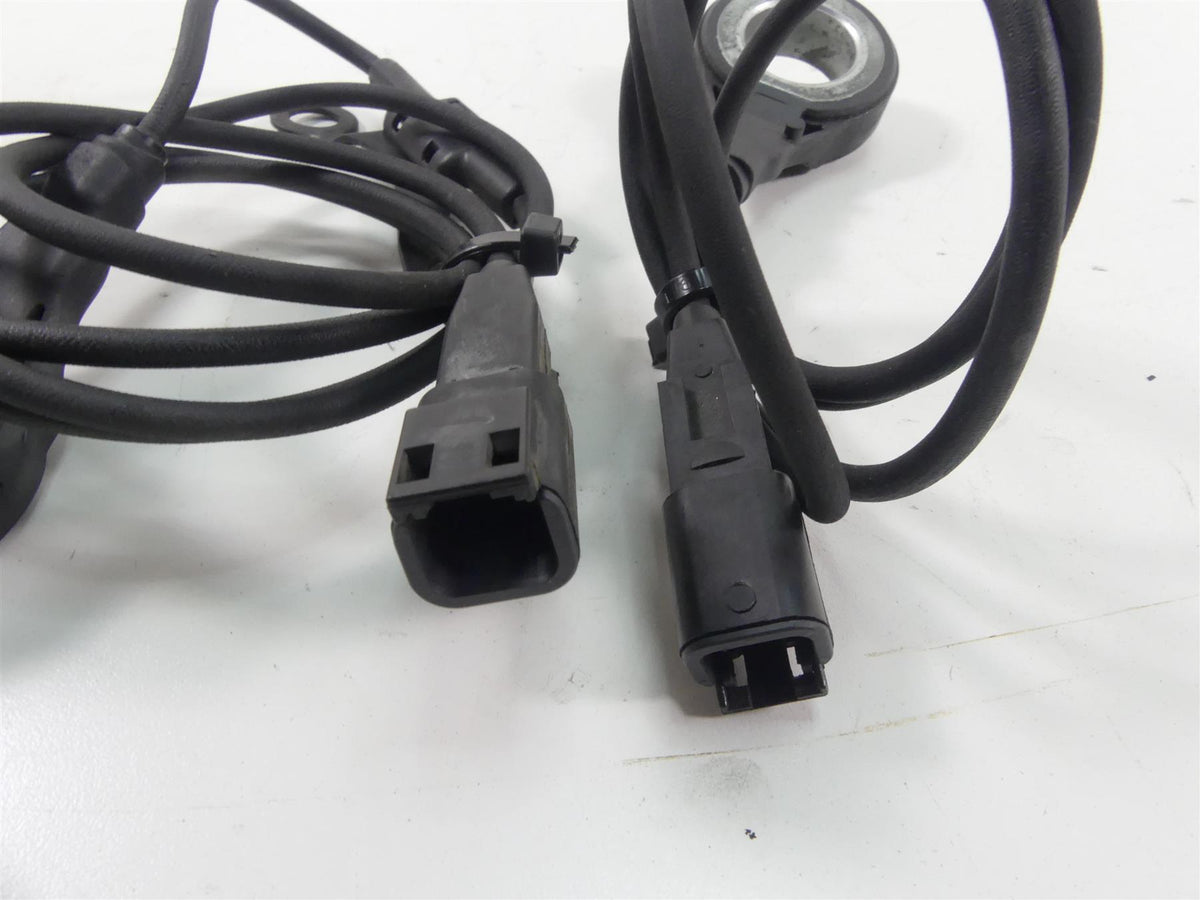 2014 Harley FXDF Dyna Fat Bob Front Rear Abs Brake Wheel Speed Sensors 40682-12 {{ shop.shopifyCountryName }} - Mototech271