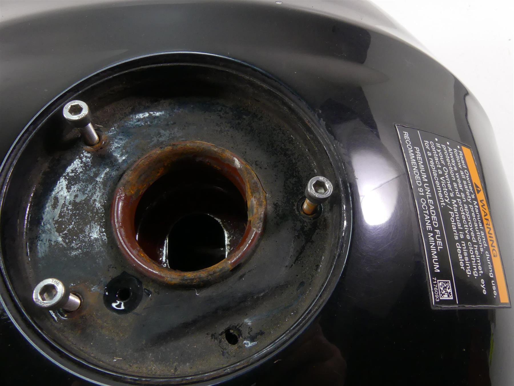 2013 Victory Cross Country Black Fuel Gas Petrol Tank -Read 1016149 9999999 {{ shop.shopifyCountryName }} - Mototech271