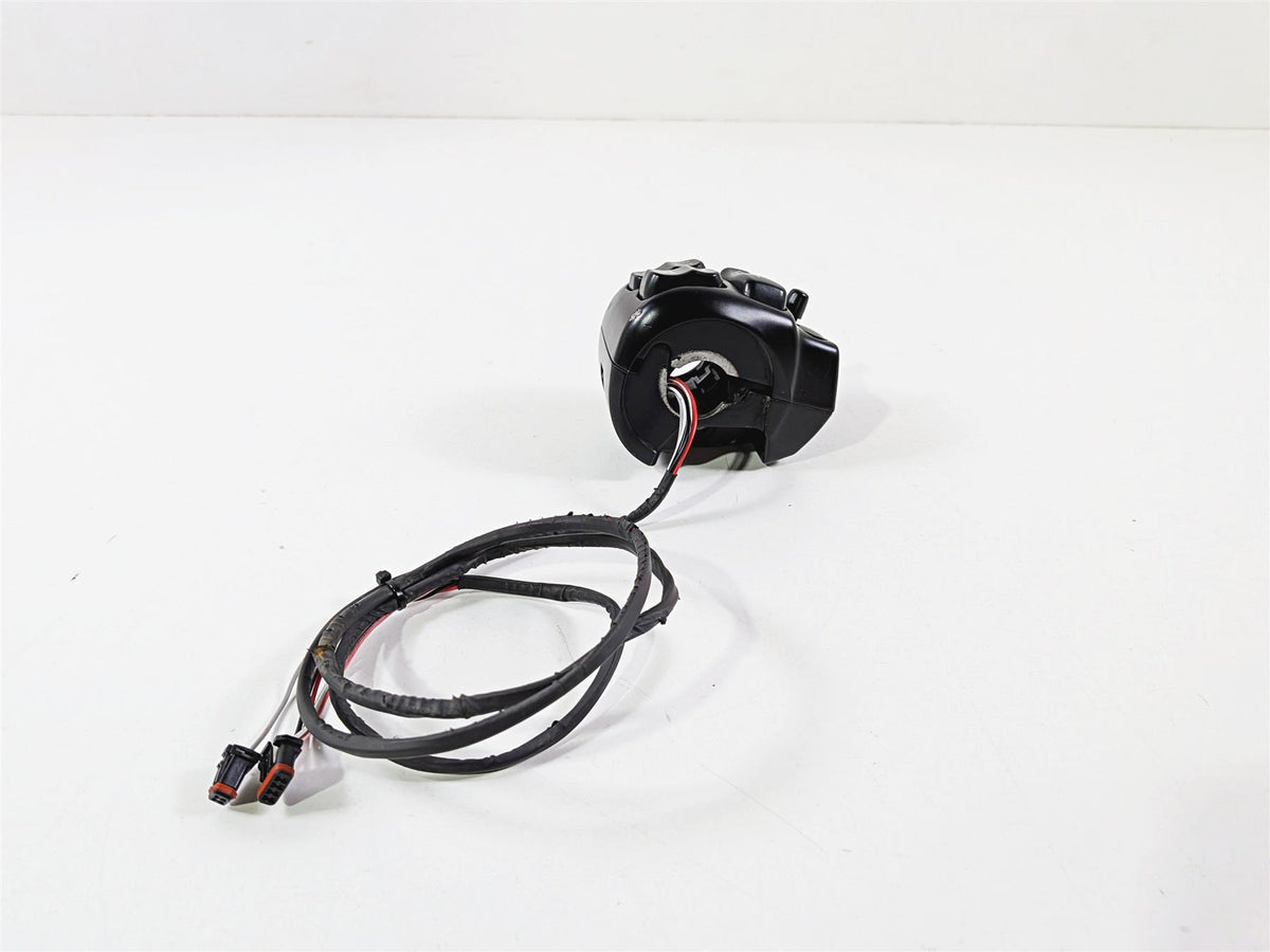 2017 Harley Touring FLHXS Street Glide Right Hand Control Switch 71500129C {{ shop.shopifyCountryName }} - Mototech271