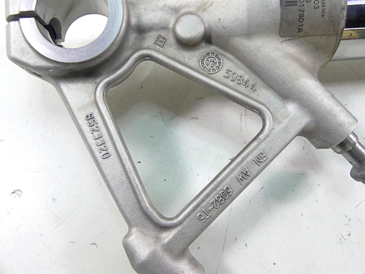 2018 BMW S1000RR K46 Strgt Right Esa Front Fork -Bent Fender Mount 31428548864 {{ shop.shopifyCountryName }} - Mototech271