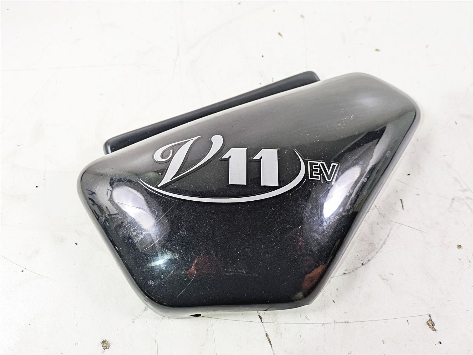 1998 Moto Guzzi California 1100 EV Left Side Cover Fairing Cowl -Read GU03476206 {{ shop.shopifyCountryName }} - Mototech271