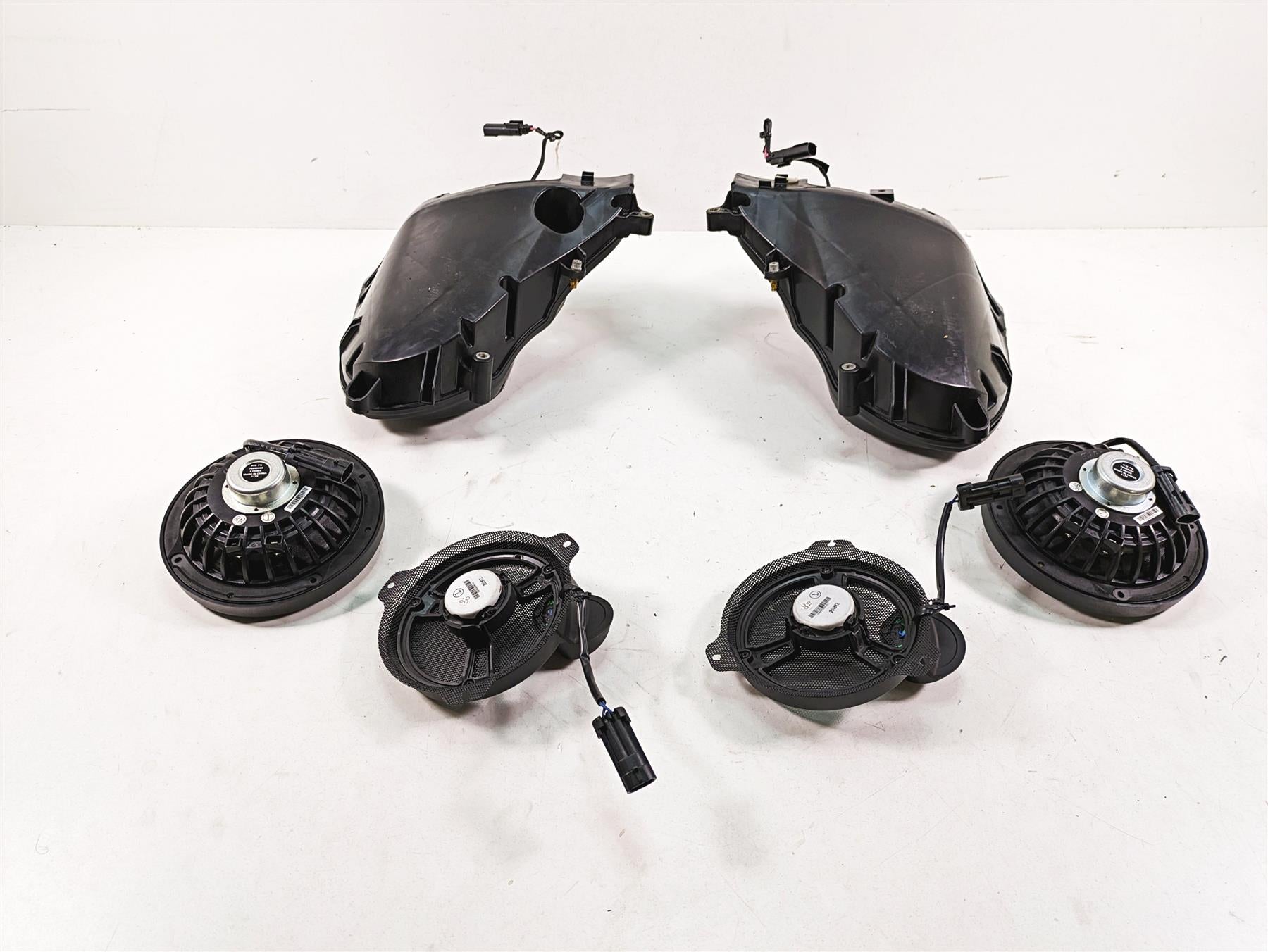 2018 Harley Touring FLHXSE CVO Street Glide Boom! Audio Speaker Set 76000886 {{ shop.shopifyCountryName }} - Mototech271