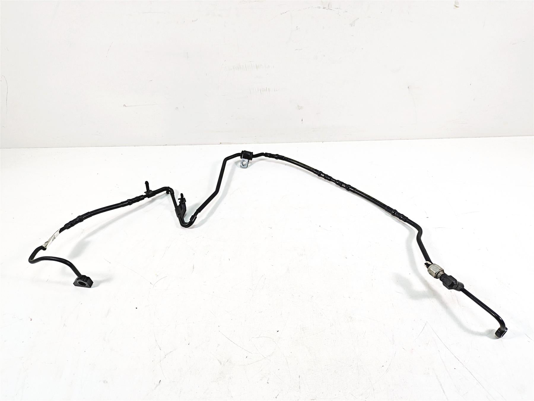 2020 Harley Touring FLHX Street Glide Rear Abs Brake Line 41800012 {{ shop.shopifyCountryName }} - Mototech271