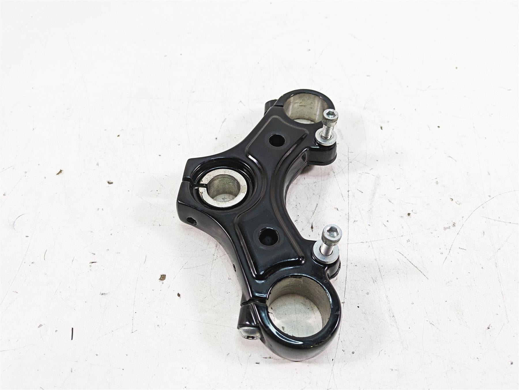 2017 Harley XL883 N Sportster Iron Upper Triple Tree Steering Clamp 46758-07 {{ shop.shopifyCountryName }} - Mototech271