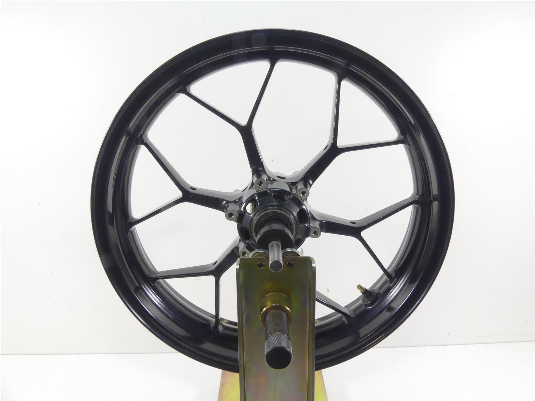 2015 Honda CBR1000 RR SC59 Straight Front 17x3.5 Wheel Rim 44650-MGP-305 {{ shop.shopifyCountryName }} - Mototech271