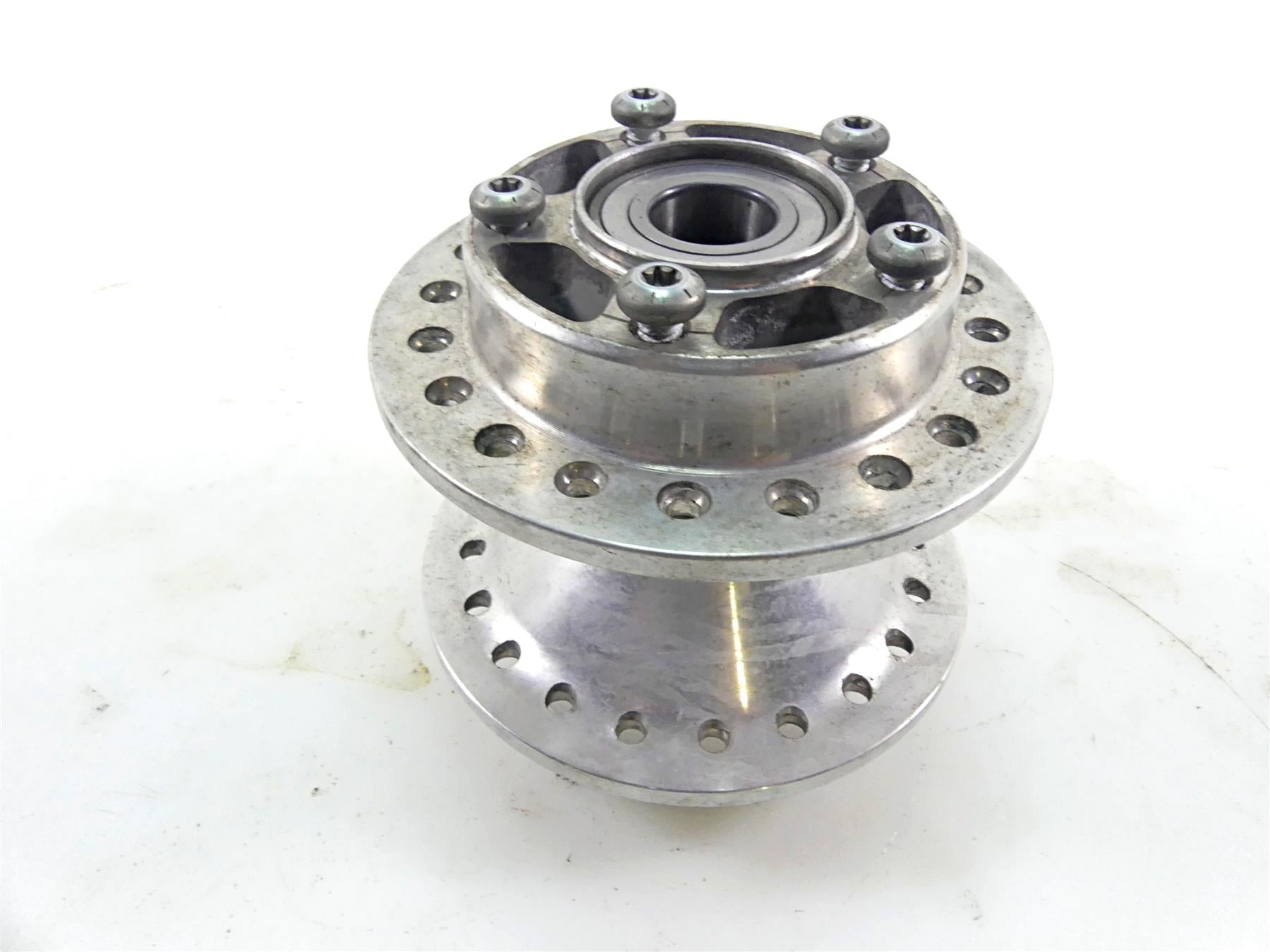2017 Harley Dyna FXDB Street Bob Front Rim Hub Wheel for 25mm Axles 41425-09 {{ shop.shopifyCountryName }} - Mototech271