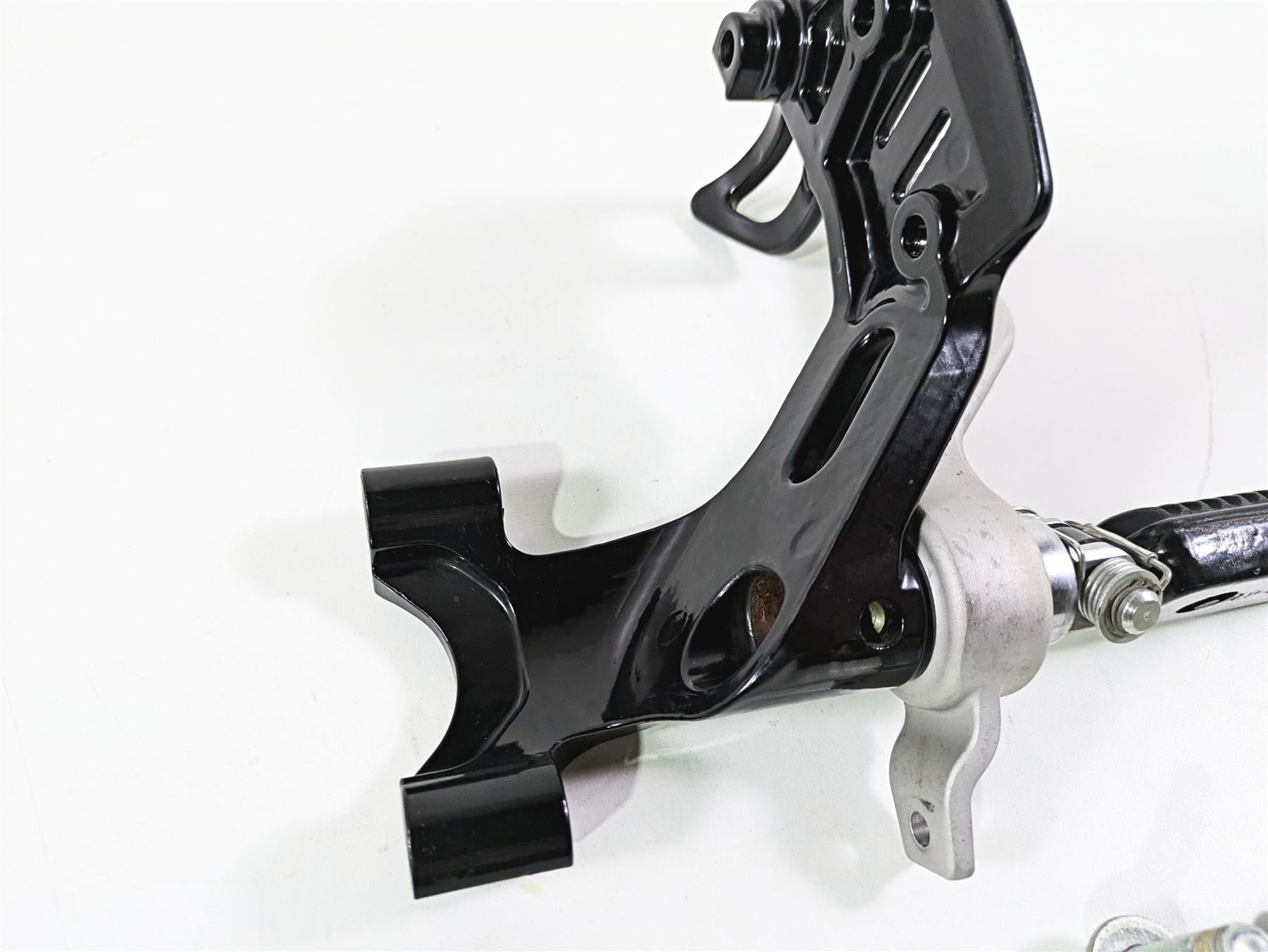 2009 Harley XR1200 Sportster Right Foot Peg & Brake Pedal Set 51045-08 {{ shop.shopifyCountryName }} - Mototech271
