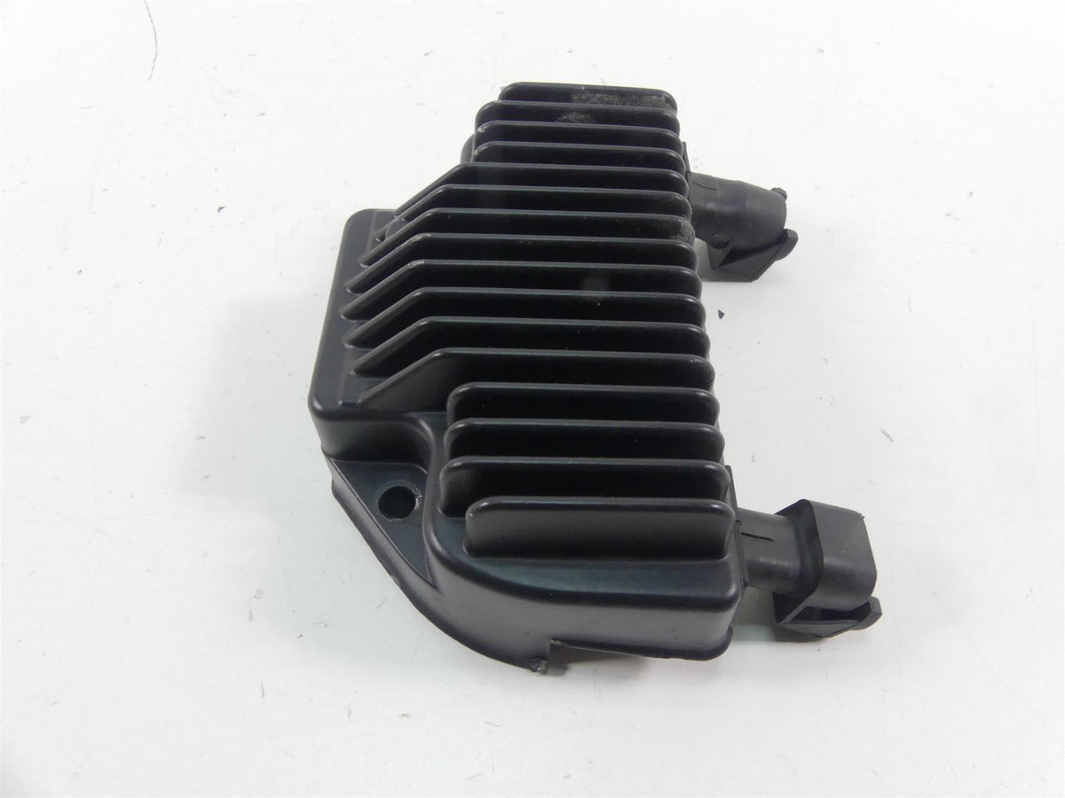 2015 Harley FLD Dyna Switchback Rectifier Voltage Regulator - Read 74631-08A {{ shop.shopifyCountryName }} - Mototech271