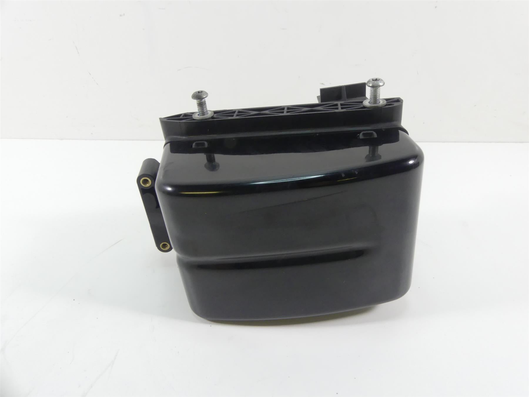 2017 Harley Dyna FXDB Street Bob Electrical Carrier Tray & Cover 70367-12 {{ shop.shopifyCountryName }} - Mototech271