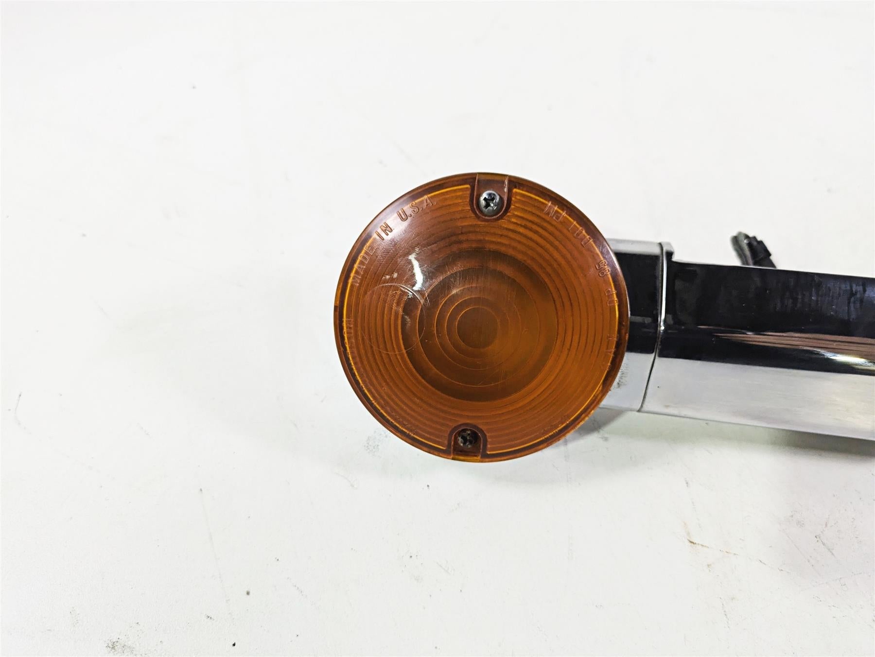 1996 Harley Touring FLHTCUI Electra Glide Rear Turn Signal Blinker Bar 68510-74B {{ shop.shopifyCountryName }} - Mototech271