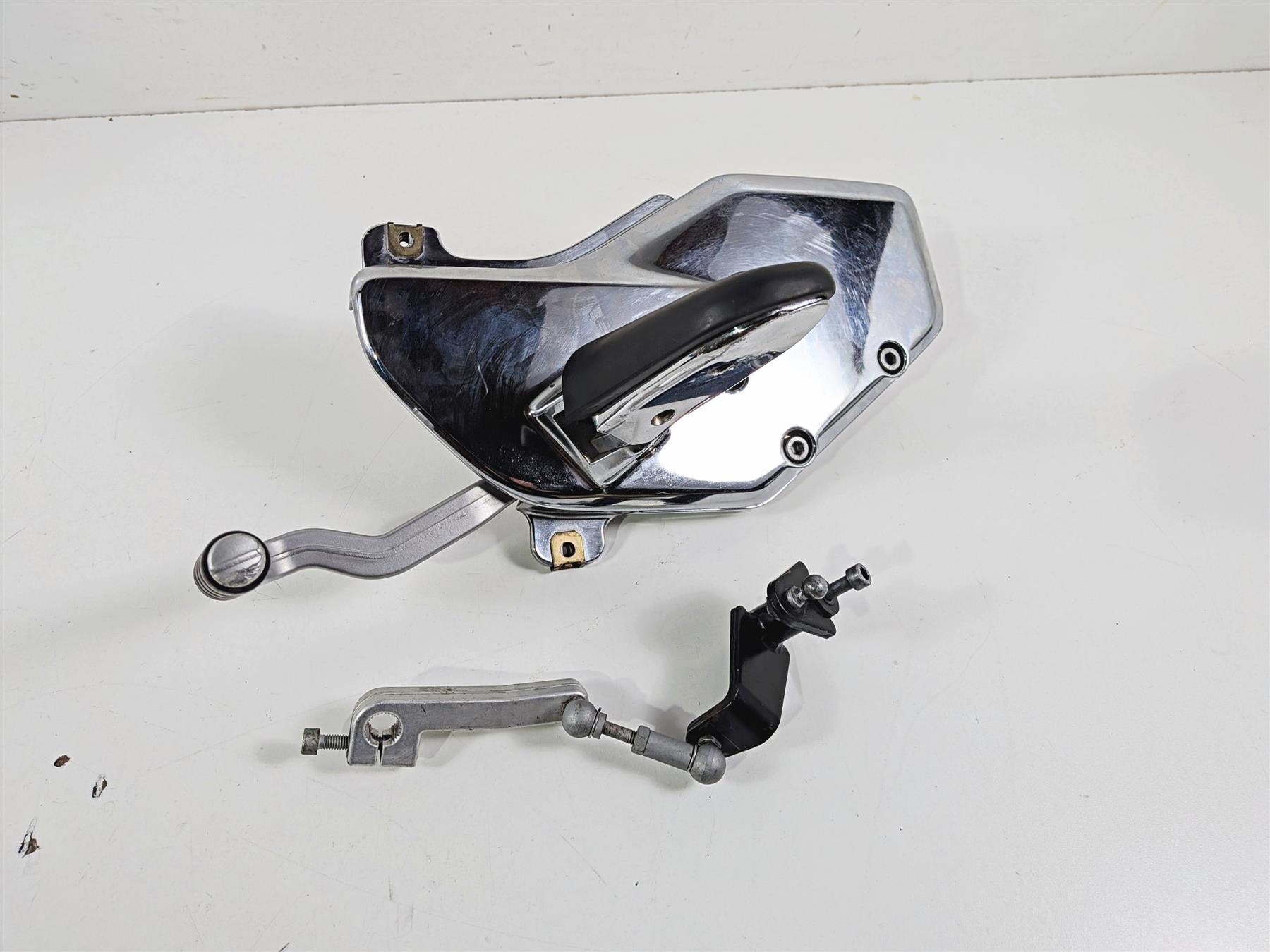 2002 BMW K1200LT 89V3 Left Chrome Footpeg Set & Shifter 46717682133 {{ shop.shopifyCountryName }} - Mototech271