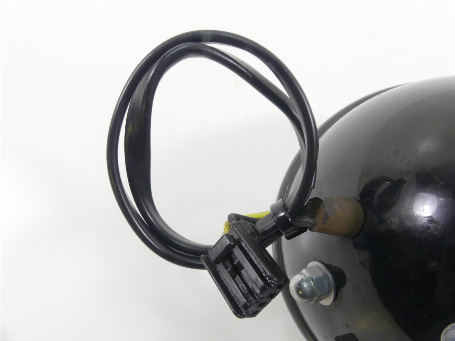 2008 Harley Softail FLSTSB Cross Bones Headlight Head Light Lamp 5-3/4 68297-05B {{ shop.shopifyCountryName }} - Mototech271