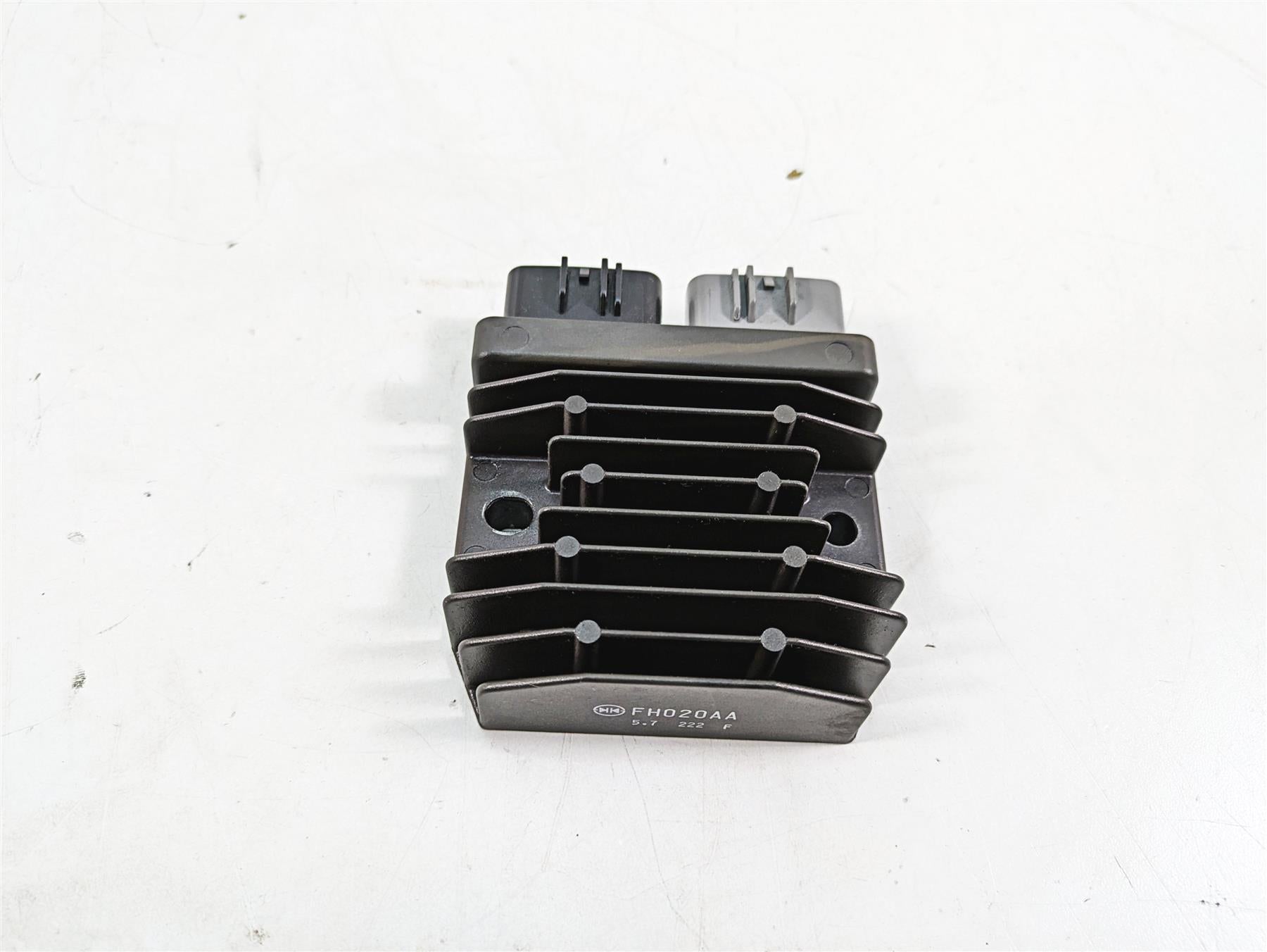 2016 Ducati Panigale 1299 S Rectifier Voltage Regulator 54040301B FH020AA {{ shop.shopifyCountryName }} - Mototech271