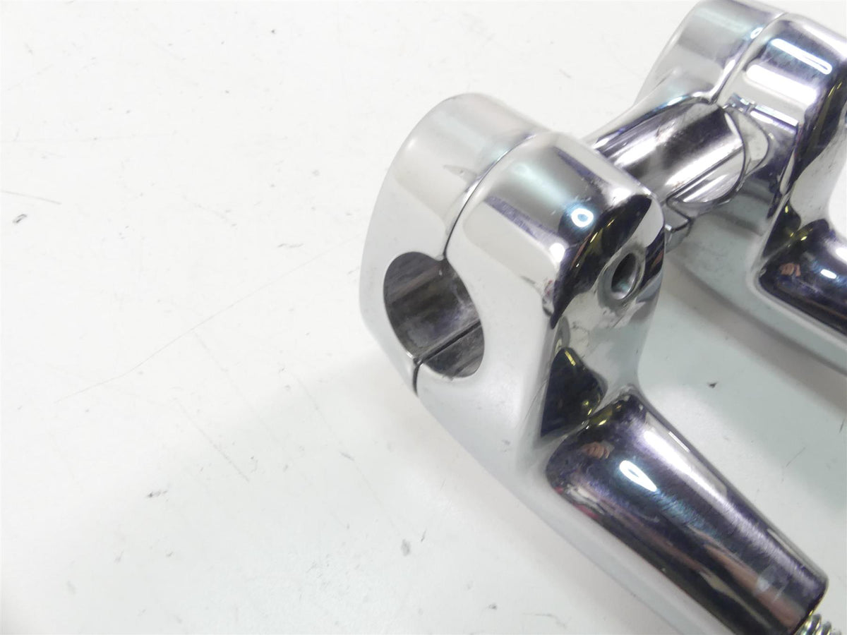 2015 Harley FLD Dyna Switchback Handlebar Chrome Riser Holder Set 55900005 {{ shop.shopifyCountryName }} - Mototech271