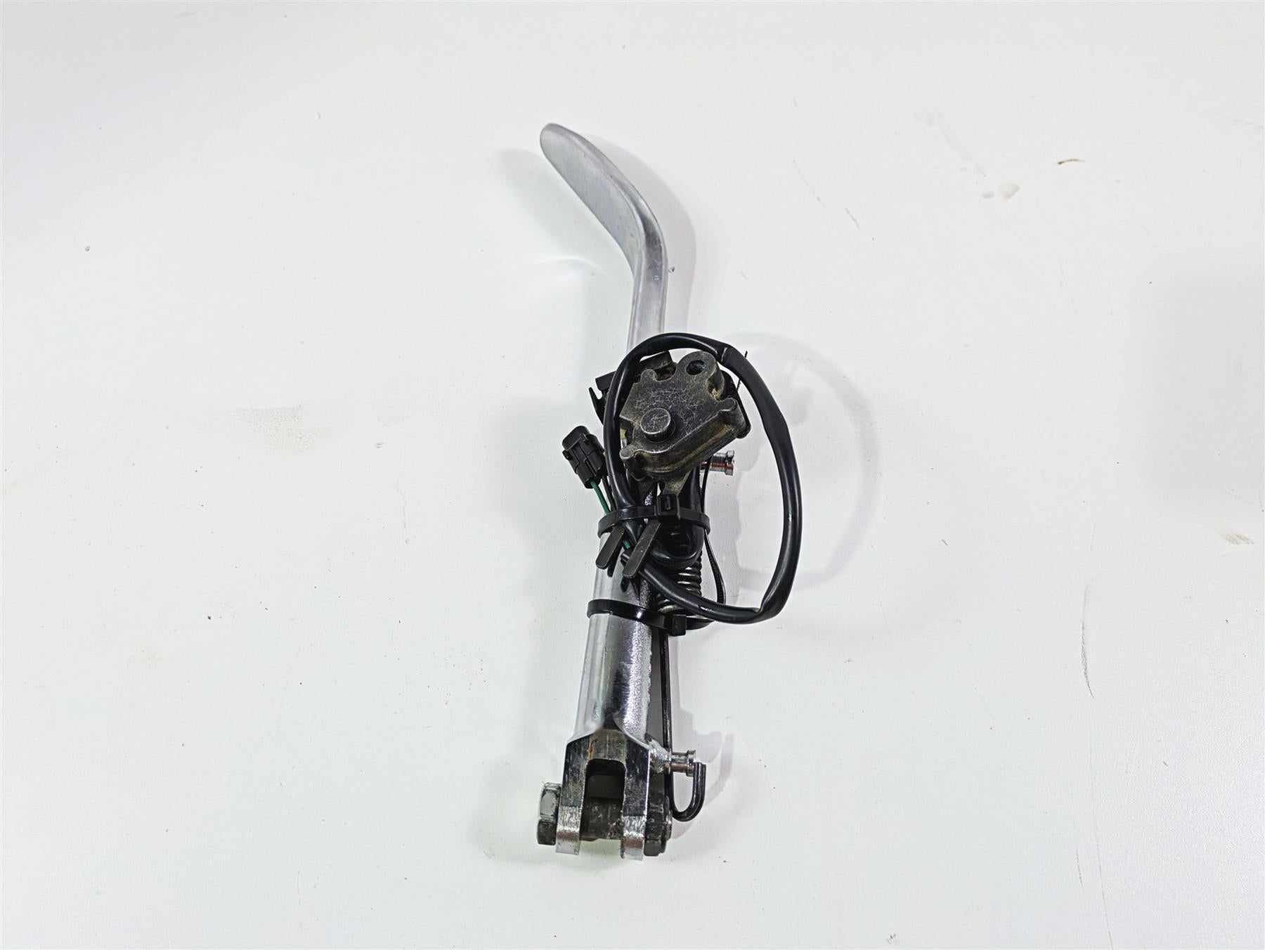 2008 Kawasaki VN1600 Vulcan Nomad Side Kickstand & Switch Set 34024-1330 {{ shop.shopifyCountryName }} - Mototech271