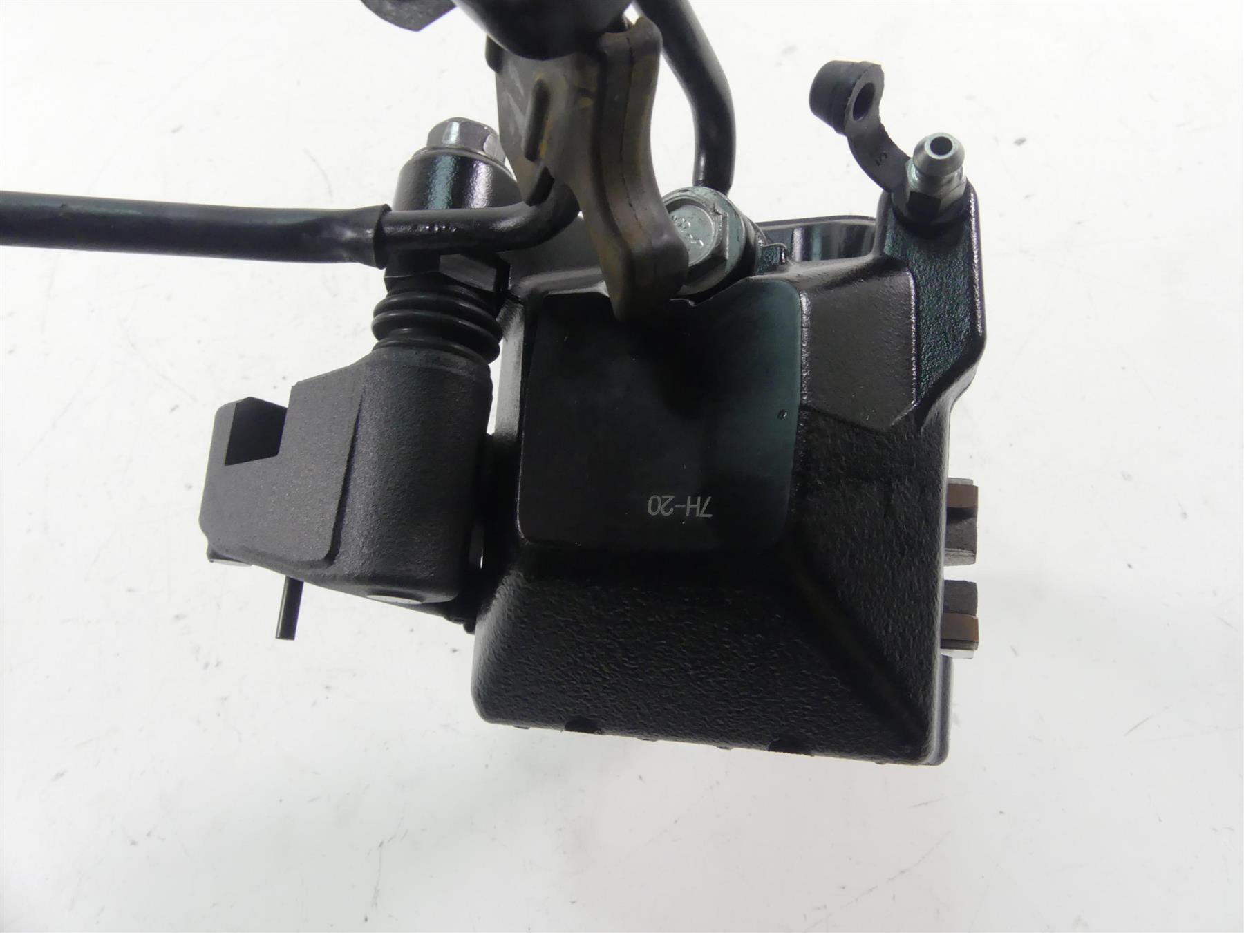 2018 Harley Softail FXBB Street Bob Rear Brake Caliper + Mount 25mm 41300192 {{ shop.shopifyCountryName }} - Mototech271