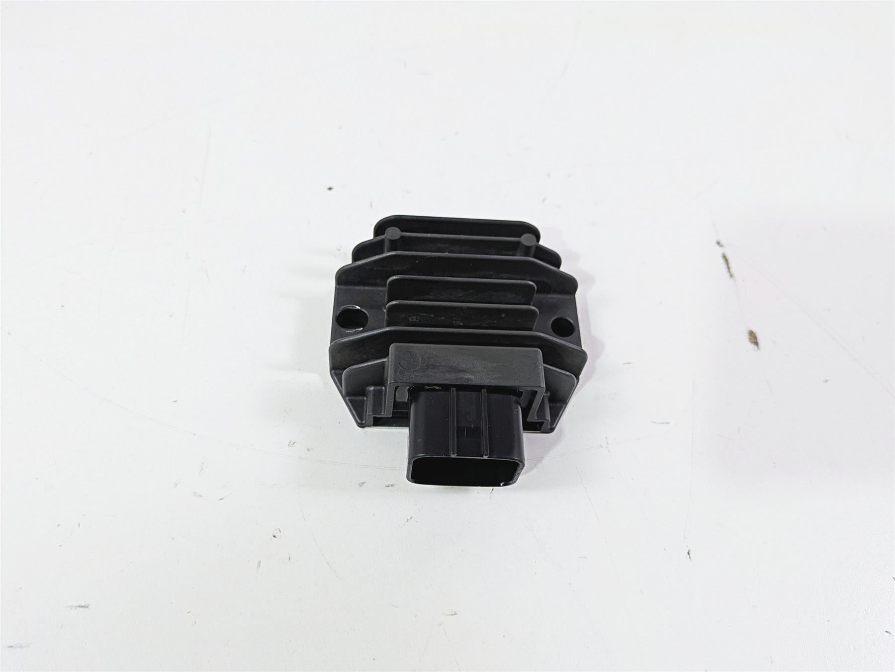2018 KTM 1290 Super Adv S Rectifier Voltage Regulator 60311034000 FH022AA {{ shop.shopifyCountryName }} - Mototech271