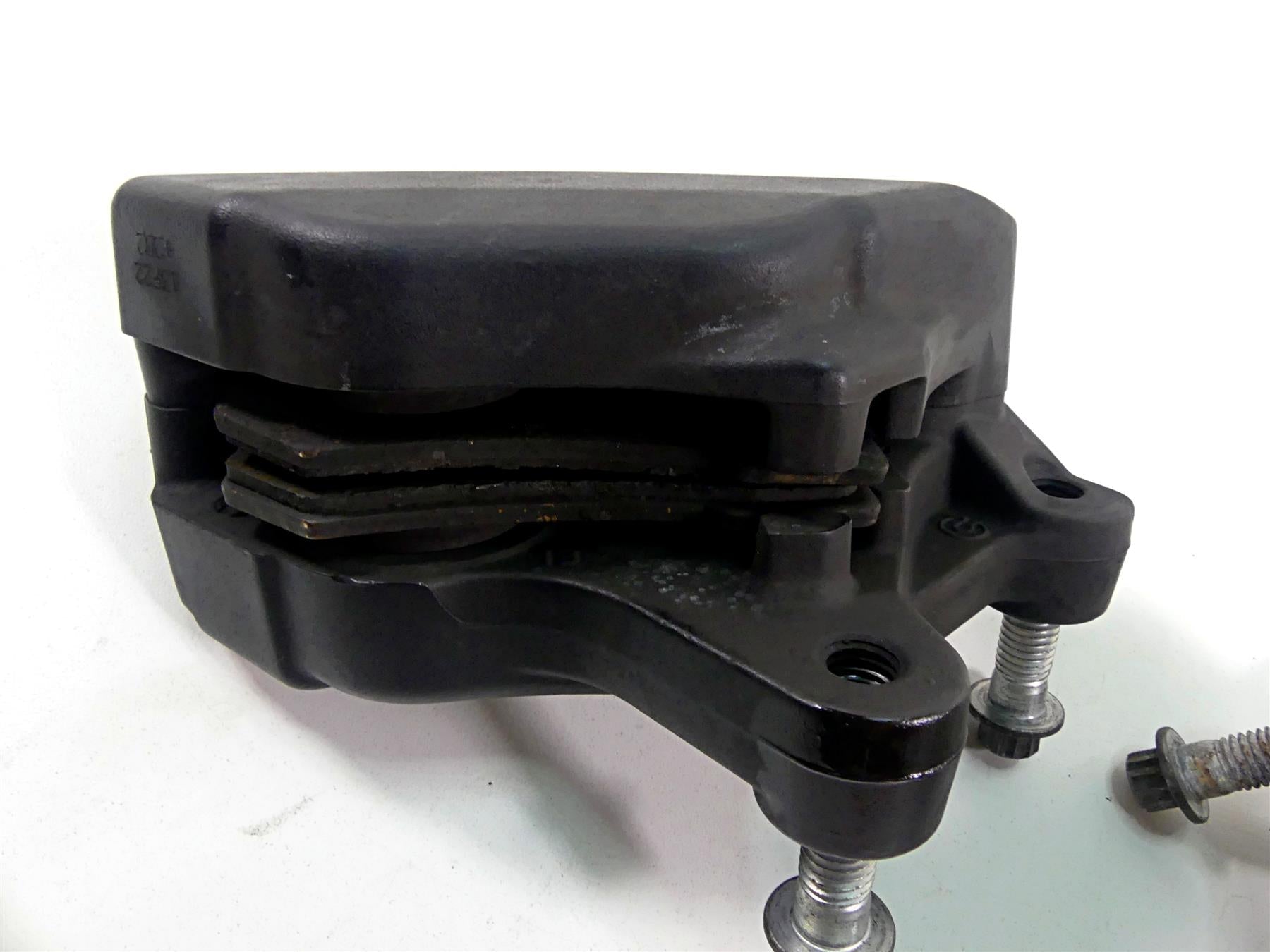 2014 Harley VRSCF Muscle V-Rod Front Brake Caliper Set 44731-08 44732-08 {{ shop.shopifyCountryName }} - Mototech271