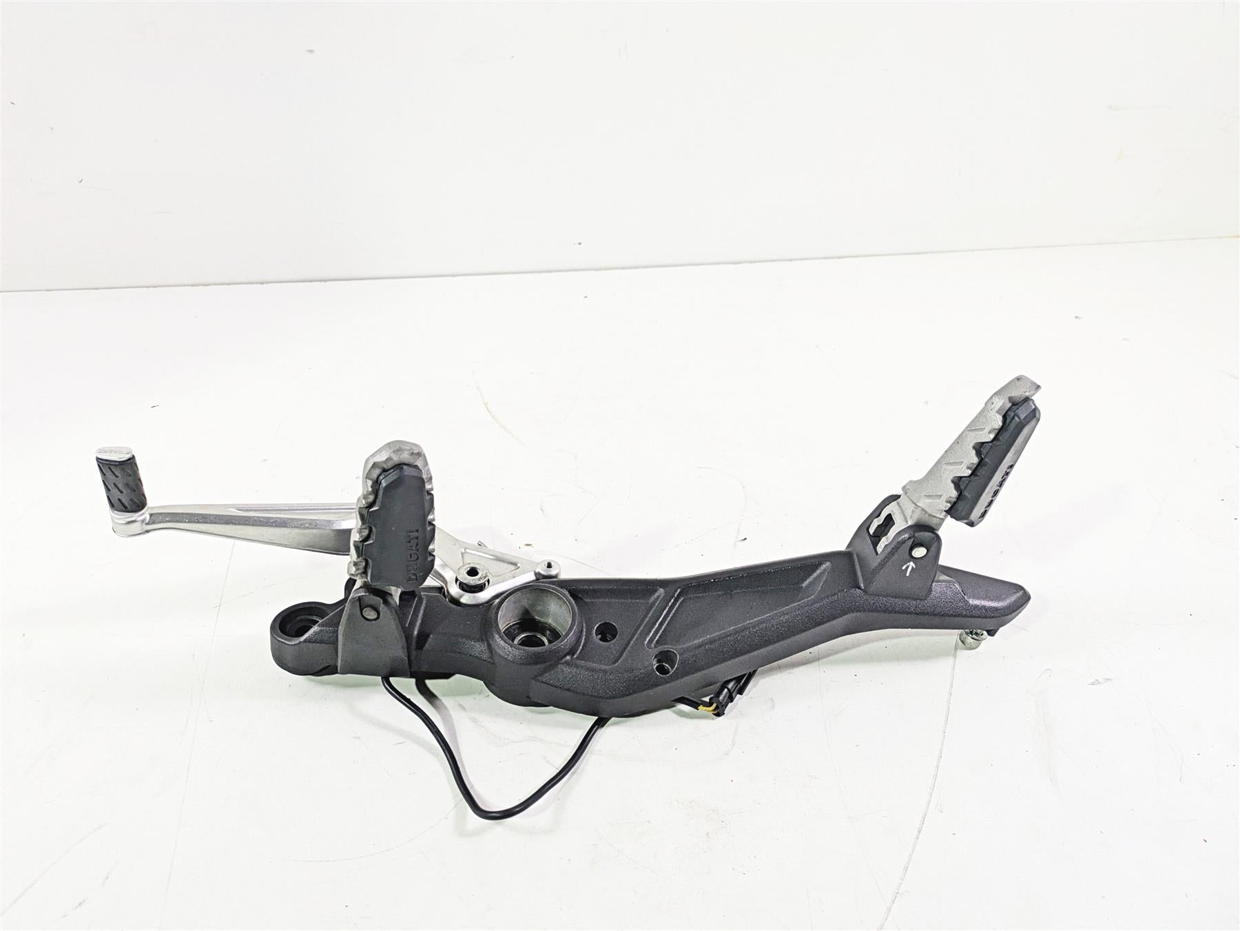 2015 Ducati Hypermotard 821 SP Right Footpeg Bracket & Brake Lever 82412101BA {{ shop.shopifyCountryName }} - Mototech271