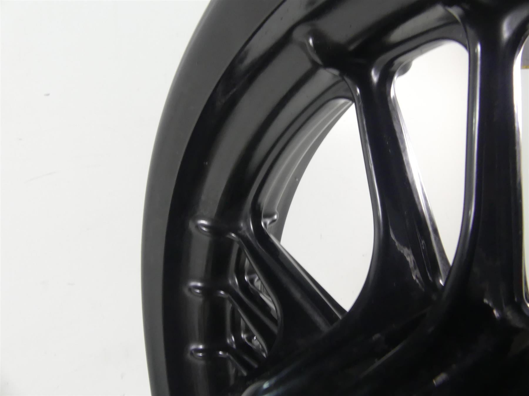 2016 Indian Scout Sixty Straight 16x3.5 Rear Wheel Rim 1522091 {{ shop.shopifyCountryName }} - Mototech271