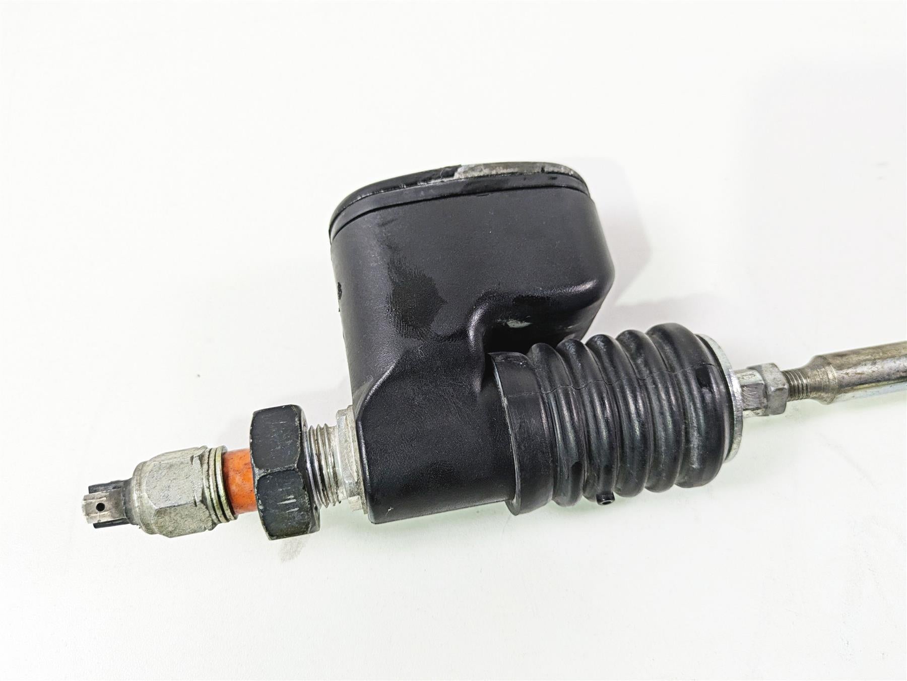 2011 Harley FXDC Dyna Super Glide Rear Brake Master Cylinder 42474-06C {{ shop.shopifyCountryName }} - Mototech271