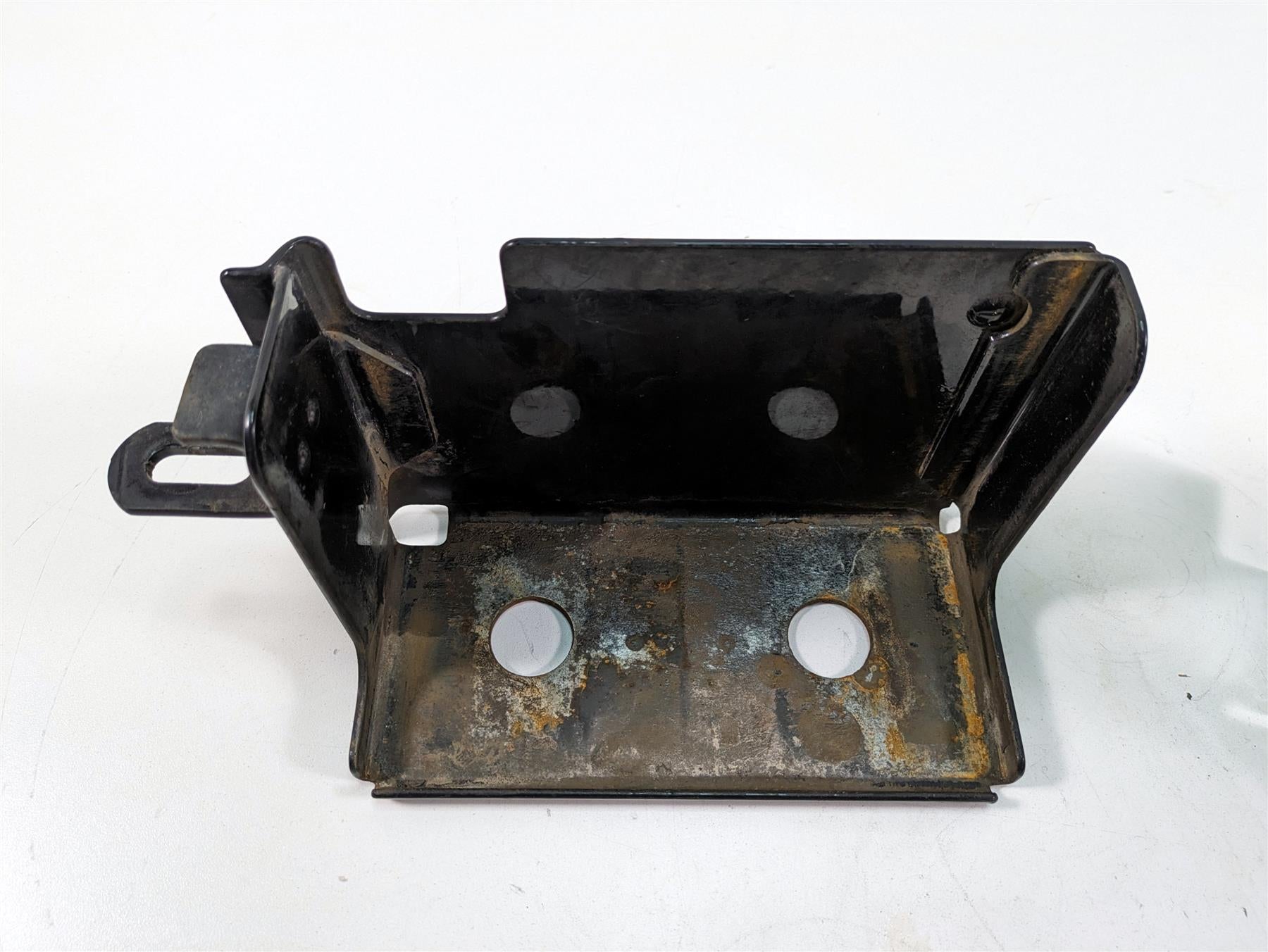 2000 Harley Dyna FXDL Low Rider Battery Box Tray & Chrome Cover 66375-97 {{ shop.shopifyCountryName }} - Mototech271