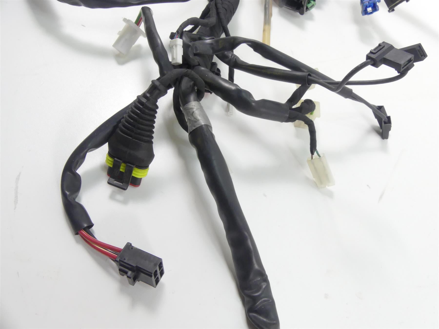 2016 Moto Guzzi V7 II Special 750 Main Wiring Harness Loom Abs - No Cut 2D000108 {{ shop.shopifyCountryName }} - Mototech271