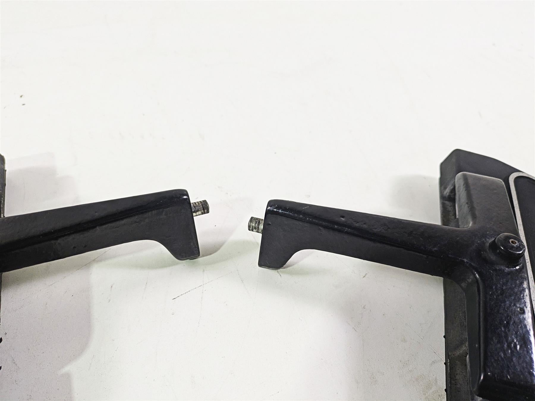 1996 Harley Touring FLHTCUI Electra Glide Rear Passenger Floor Boards 52719-93B {{ shop.shopifyCountryName }} - Mototech271