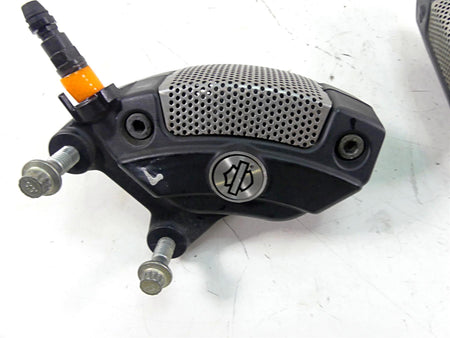 2008 Harley Touring FLHX Street Glide Front Brake Caliper Set 43027-08 44023-08 {{ shop.shopifyCountryName }} - Mototech271