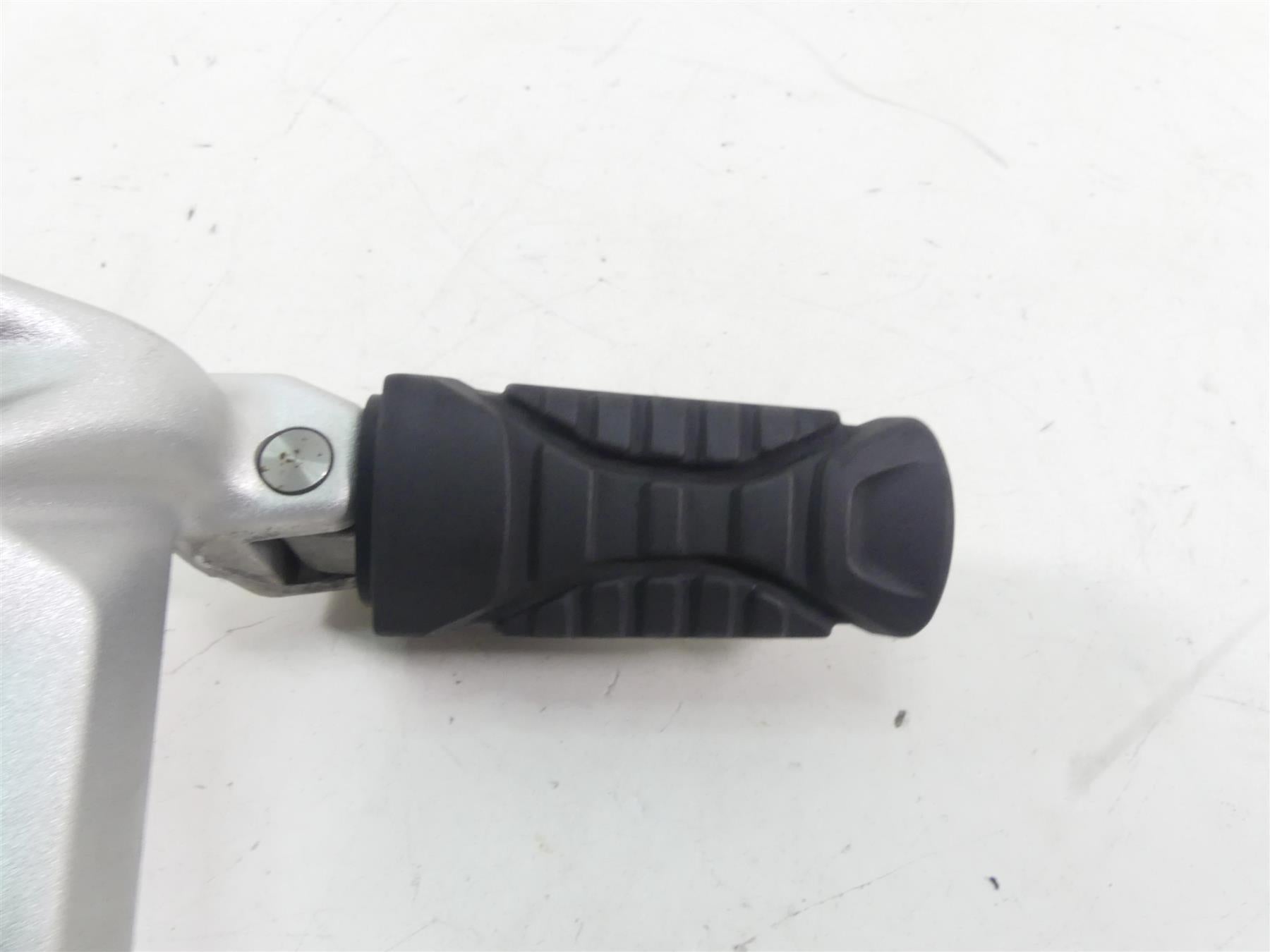 2017 BMW R1200GS GSW K50 Rear Passenger Footpeg Foot Peg Set 46718537907 {{ shop.shopifyCountryName }} - Mototech271