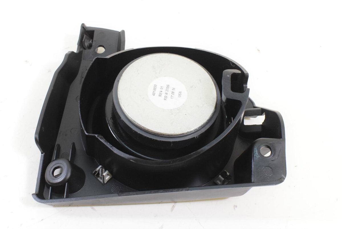 2018 Indian Roadmaster Right Rear Audio Speaker 4011650 {{ shop.shopifyCountryName }} - Mototech271