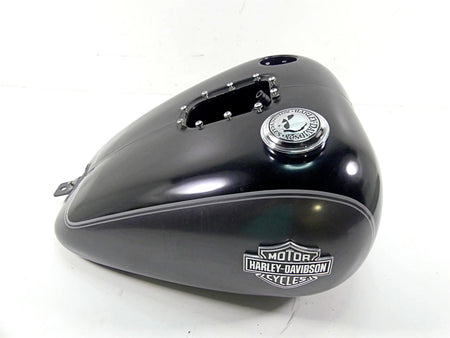 2016 Harley Softail FLS Slim Fuel Gas Petrol Tank Reservoir - No Dent 61625-11 {{ shop.shopifyCountryName }} - Mototech271