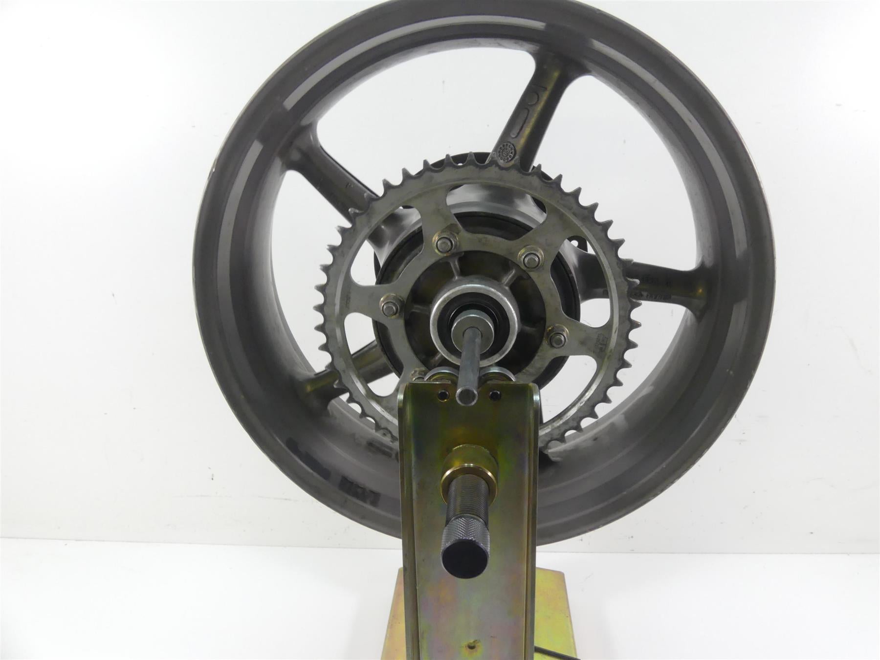 2006 Triumph Daytona 675 Straight Rear 17x5.5 Wheel Rim T2010842 {{ shop.shopifyCountryName }} - Mototech271