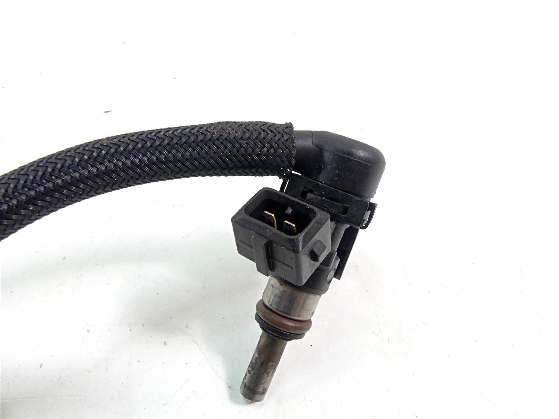 2015 BMW R1200GS GSW K50 Fuel Distributor Injector + Hoses Set 13538556862 {{ shop.shopifyCountryName }} - Mototech271
