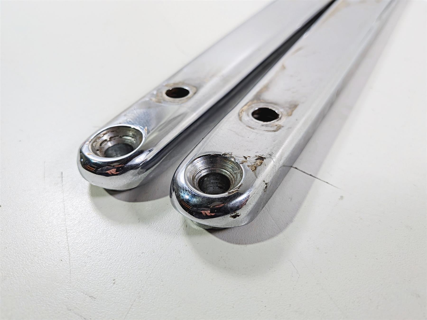 1996 Harley FLSTC Softail Heritage Rear Fender Chrome Braces 59964-86A 59969-86A {{ shop.shopifyCountryName }} - Mototech271