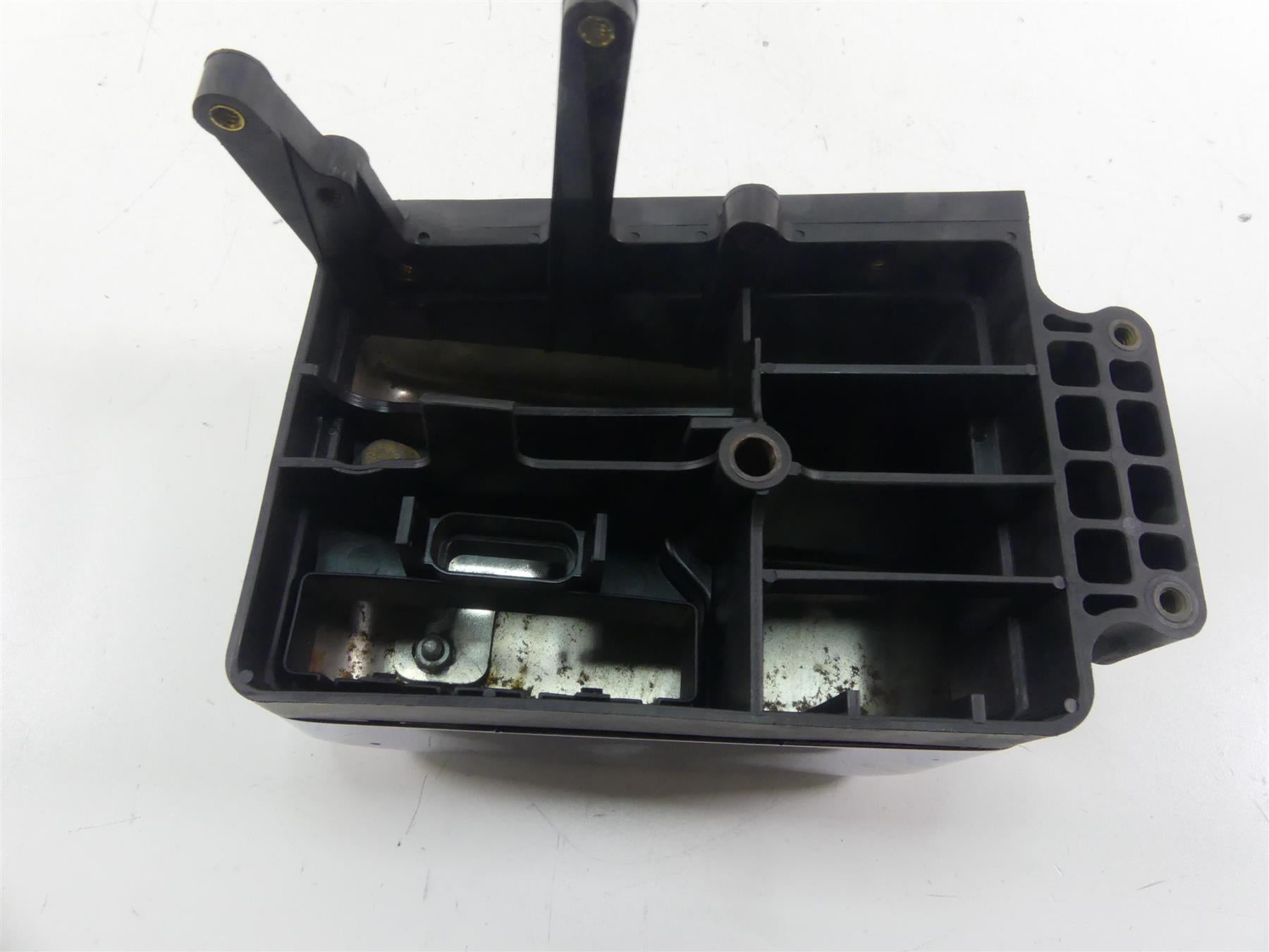 2005 Harley Dyna FXDLI Low Rider Electrical Carrier Chrome Cover Set 70367-04 {{ shop.shopifyCountryName }} - Mototech271